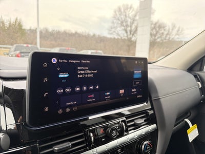 2026 Nissan Pathfinder SV