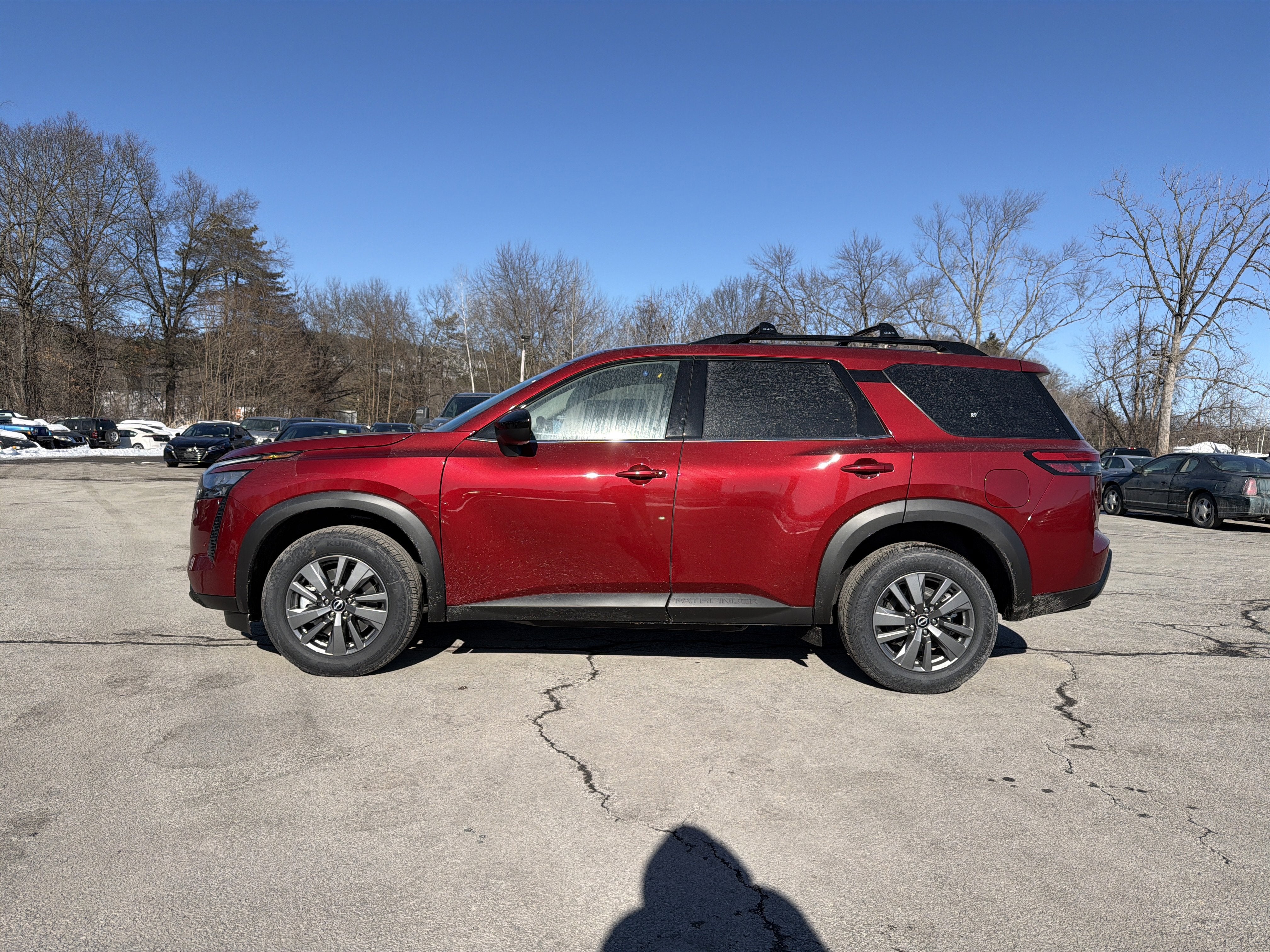 2026 Nissan Pathfinder SV