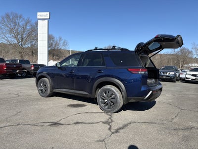 2026 Nissan Pathfinder SV