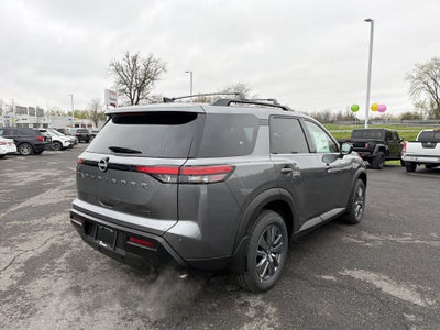 2026 Nissan Pathfinder SV