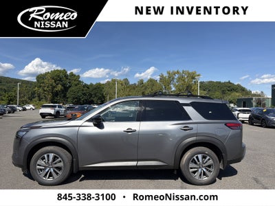 2026 Nissan Pathfinder SL