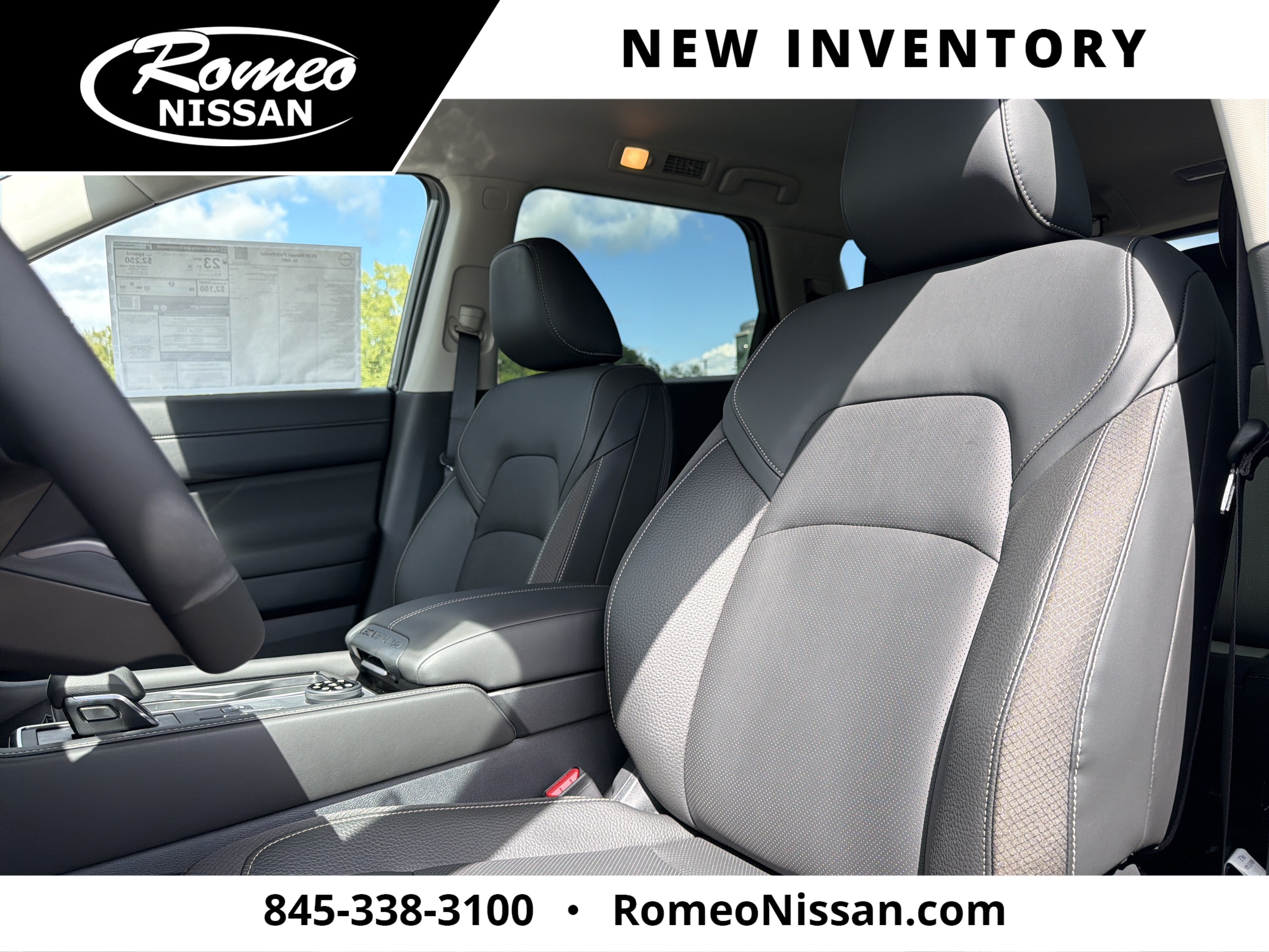 2026 Nissan Pathfinder SL