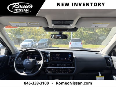 2026 Nissan Pathfinder SL
