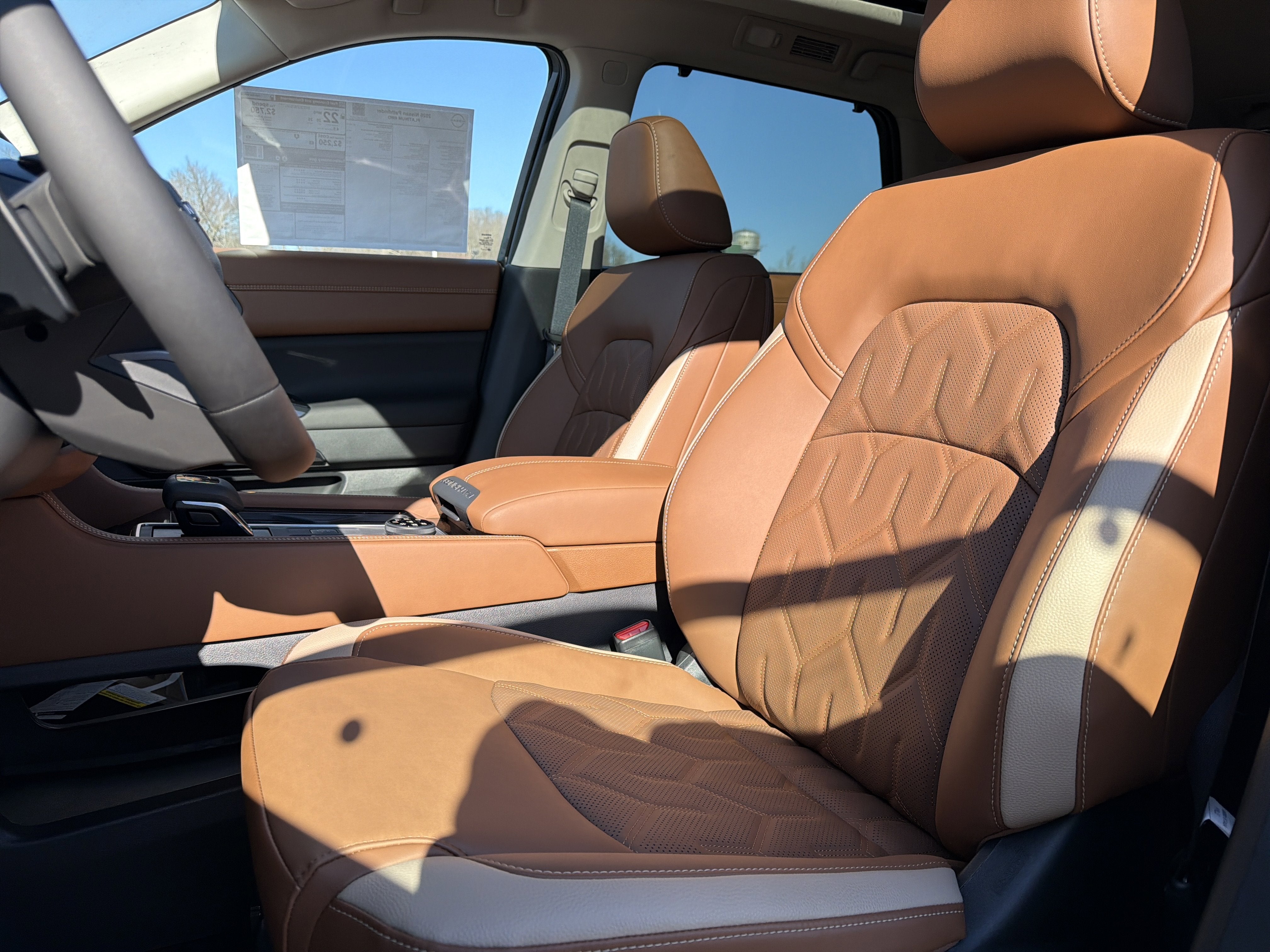 2026 Nissan Pathfinder Platinum