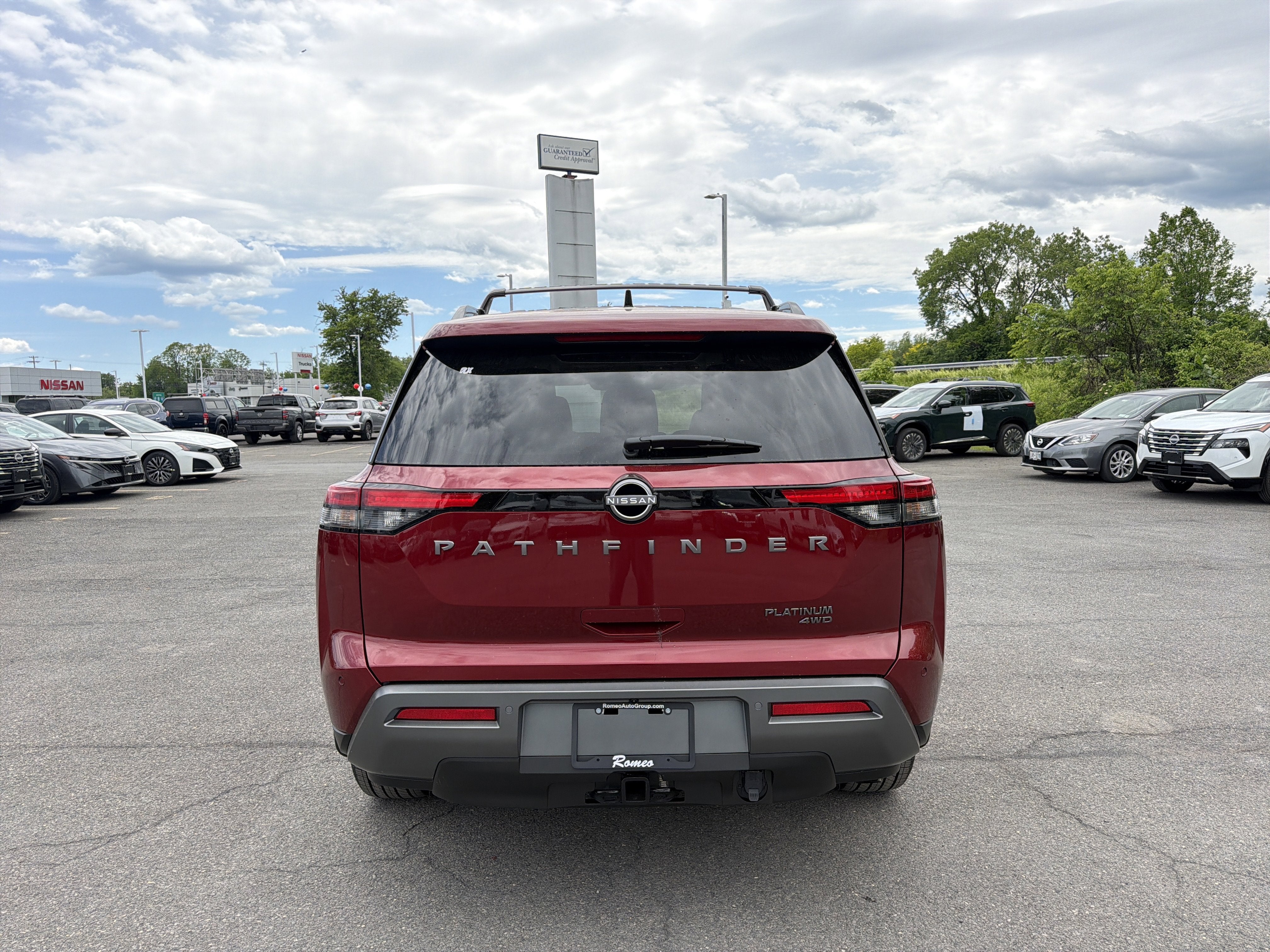 2026 Nissan Pathfinder Platinum