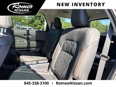 2026 Nissan Pathfinder Platinum