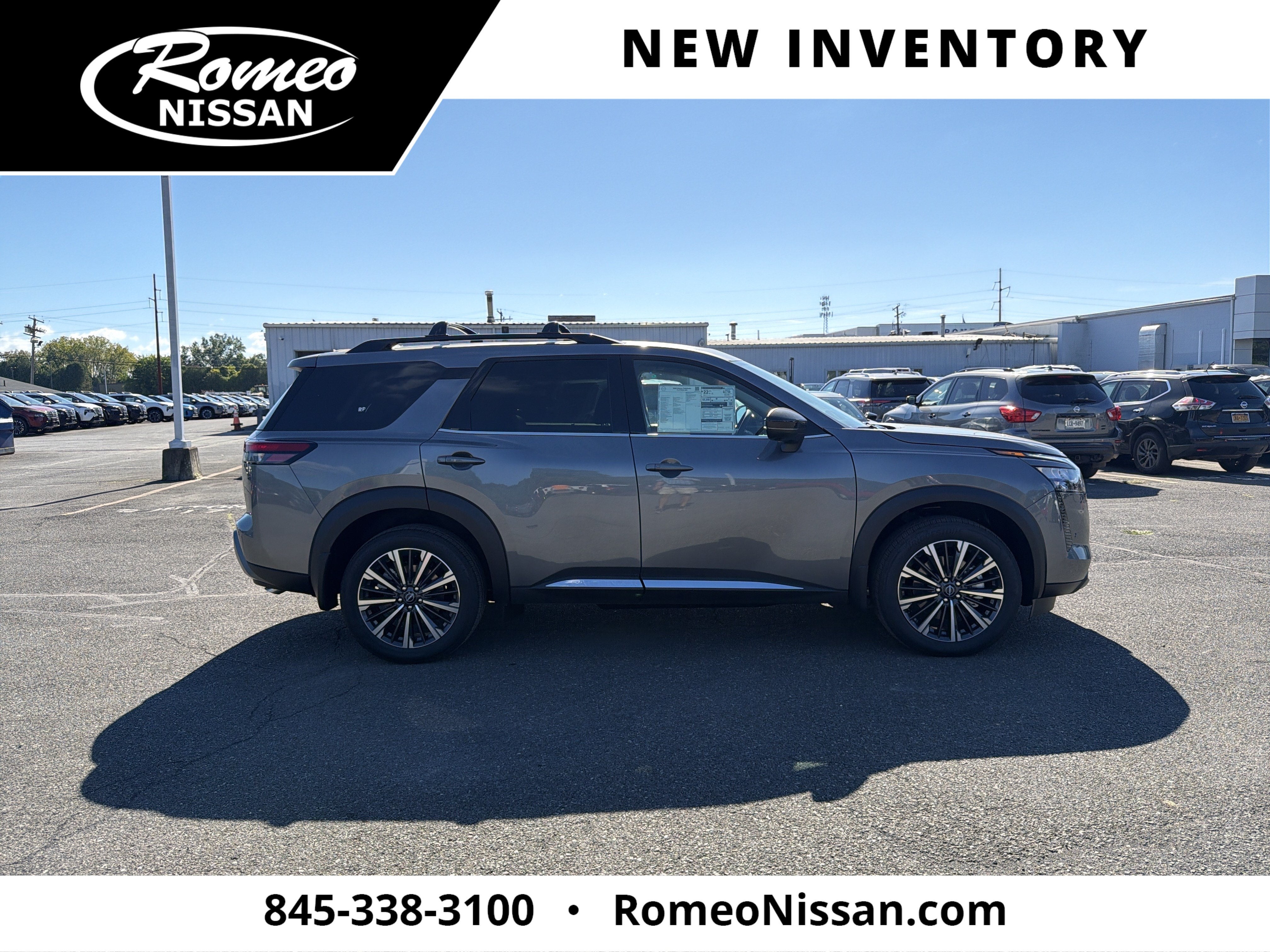 2026 Nissan Pathfinder Platinum