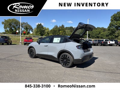 2026 Nissan LEAF PLATINUM+