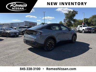 2026 Nissan LEAF PLATINUM+