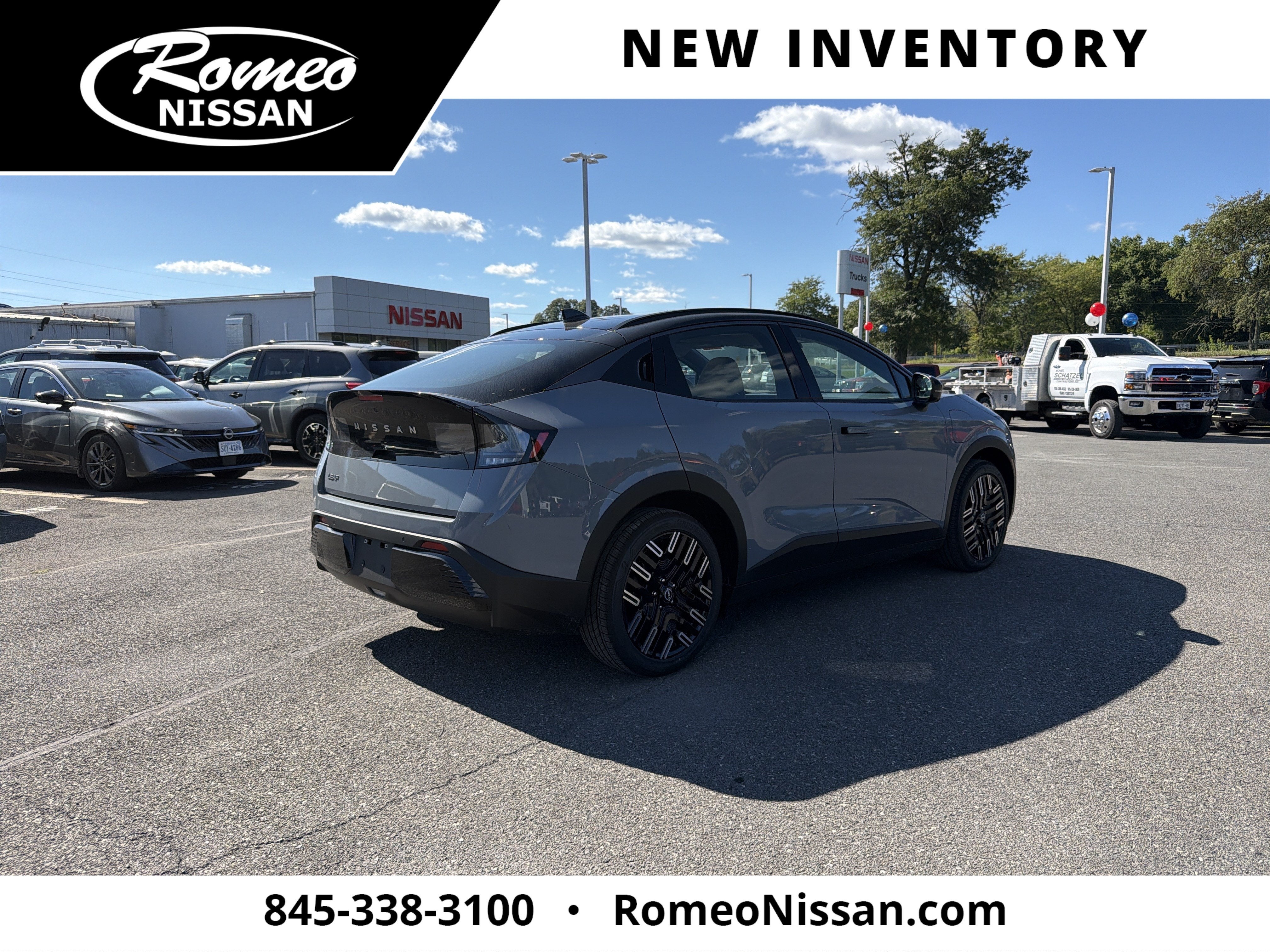 2026 Nissan LEAF PLATINUM+