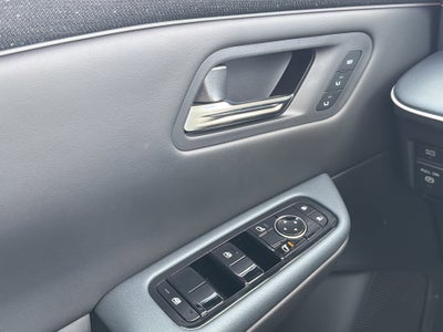 2026 Nissan LEAF PLATINUM+