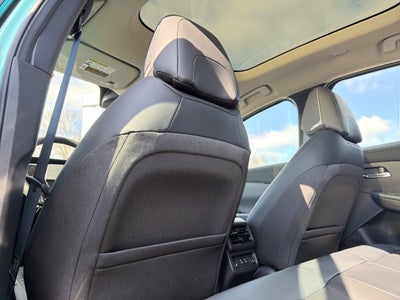 2026 Nissan LEAF PLATINUM+