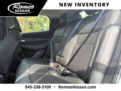 2026 Nissan LEAF PLATINUM+