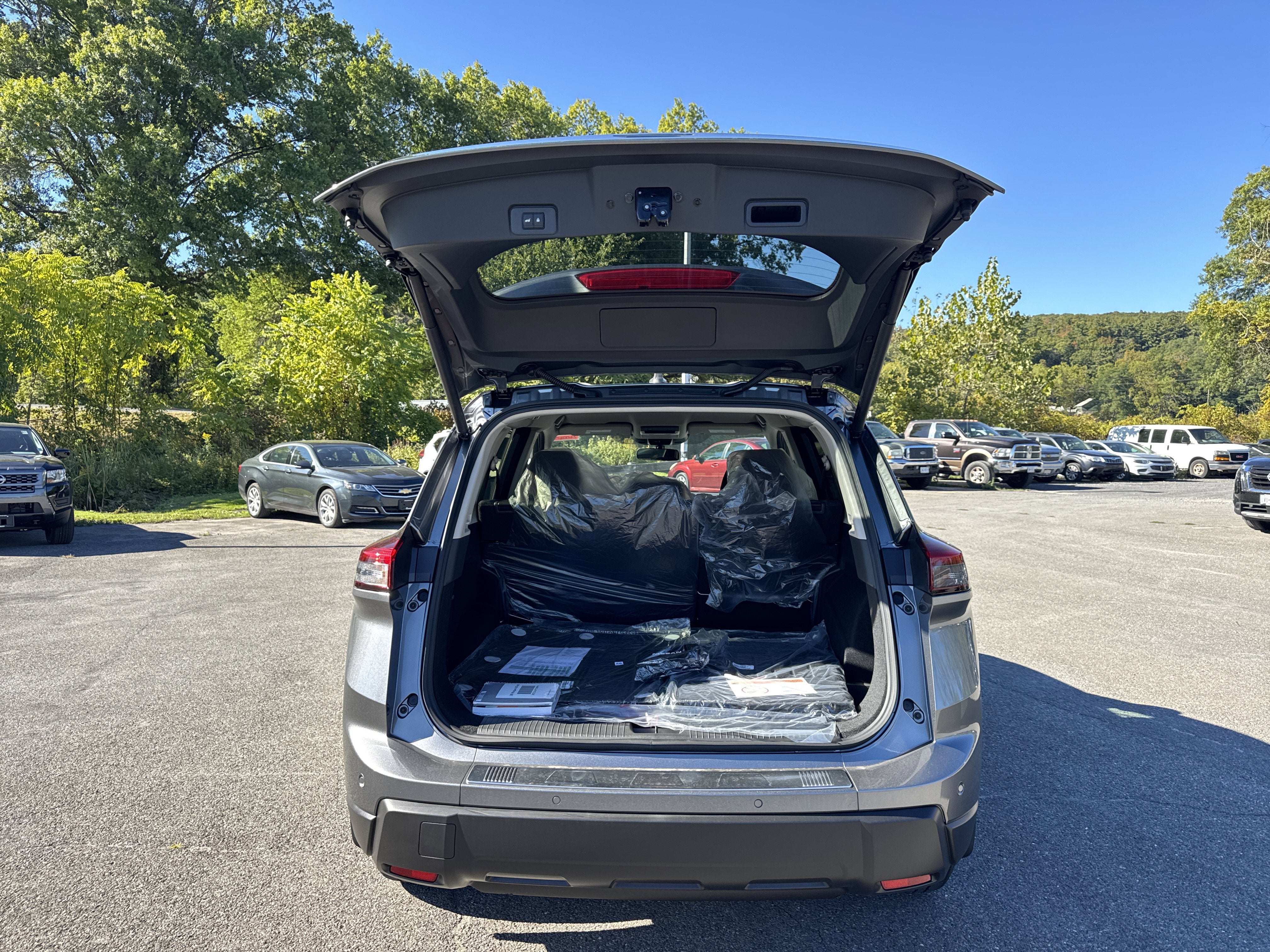 2026 Nissan Rogue SV