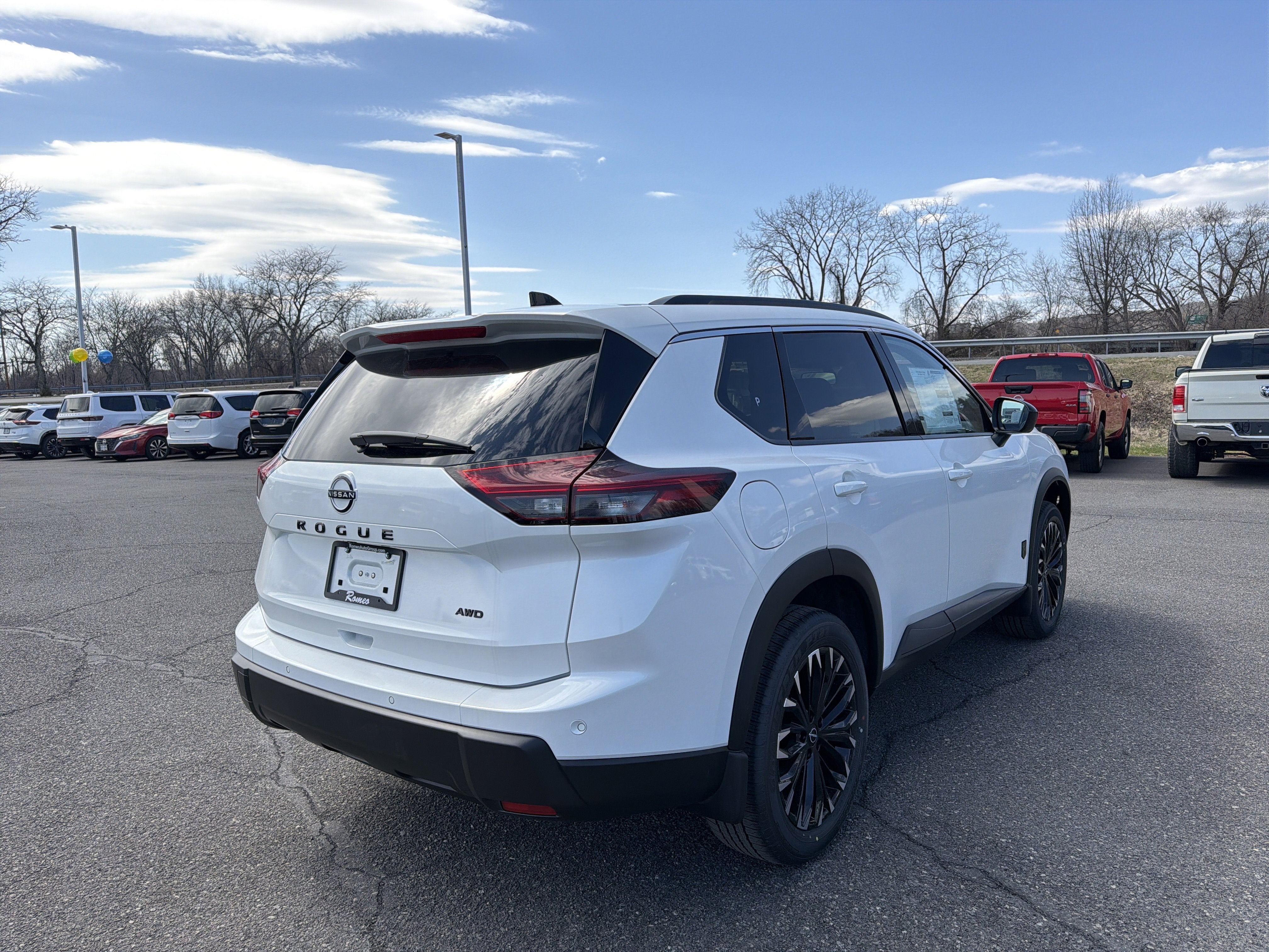 2026 Nissan Rogue Dark Armor