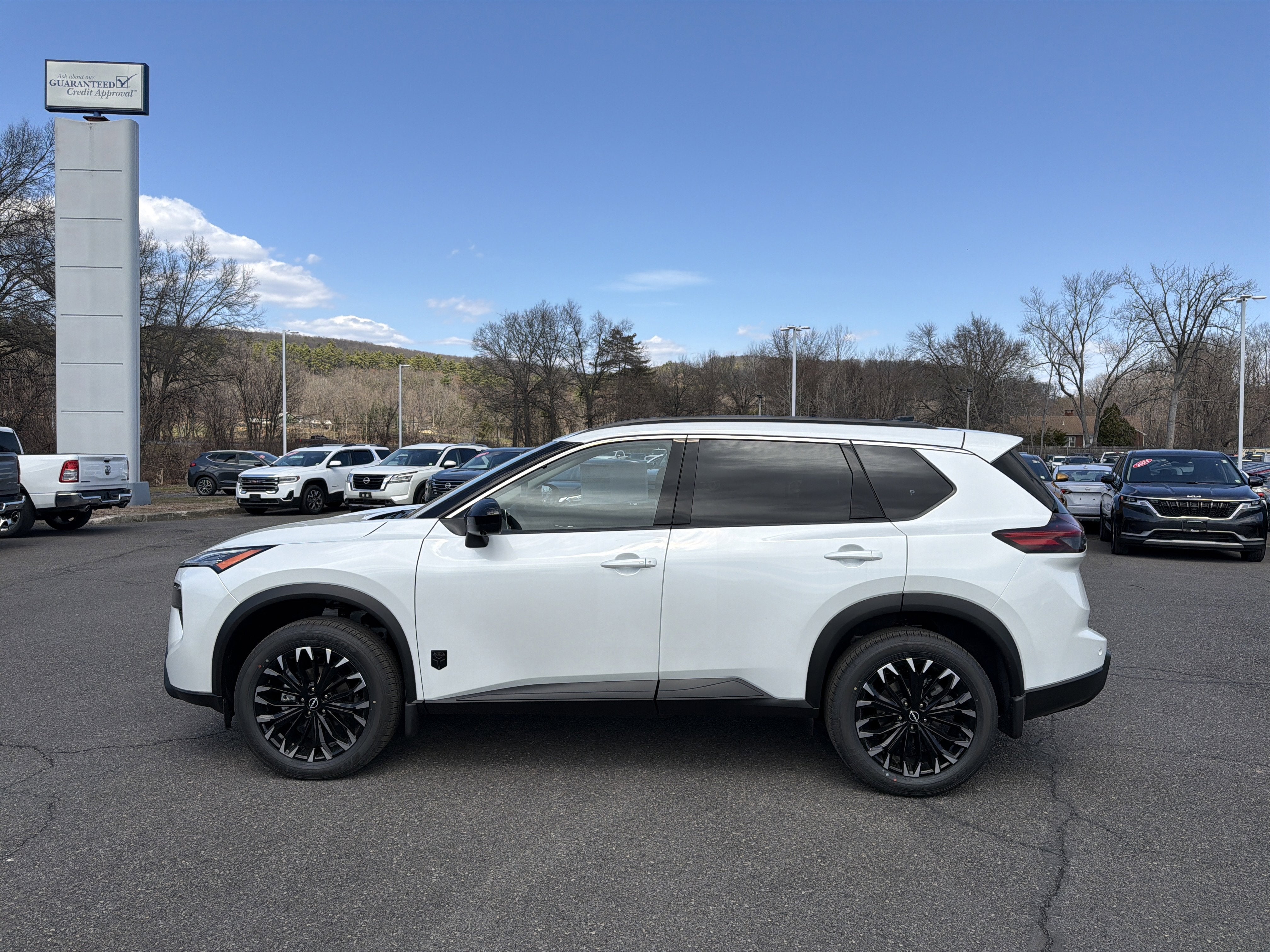 2026 Nissan Rogue Dark Armor