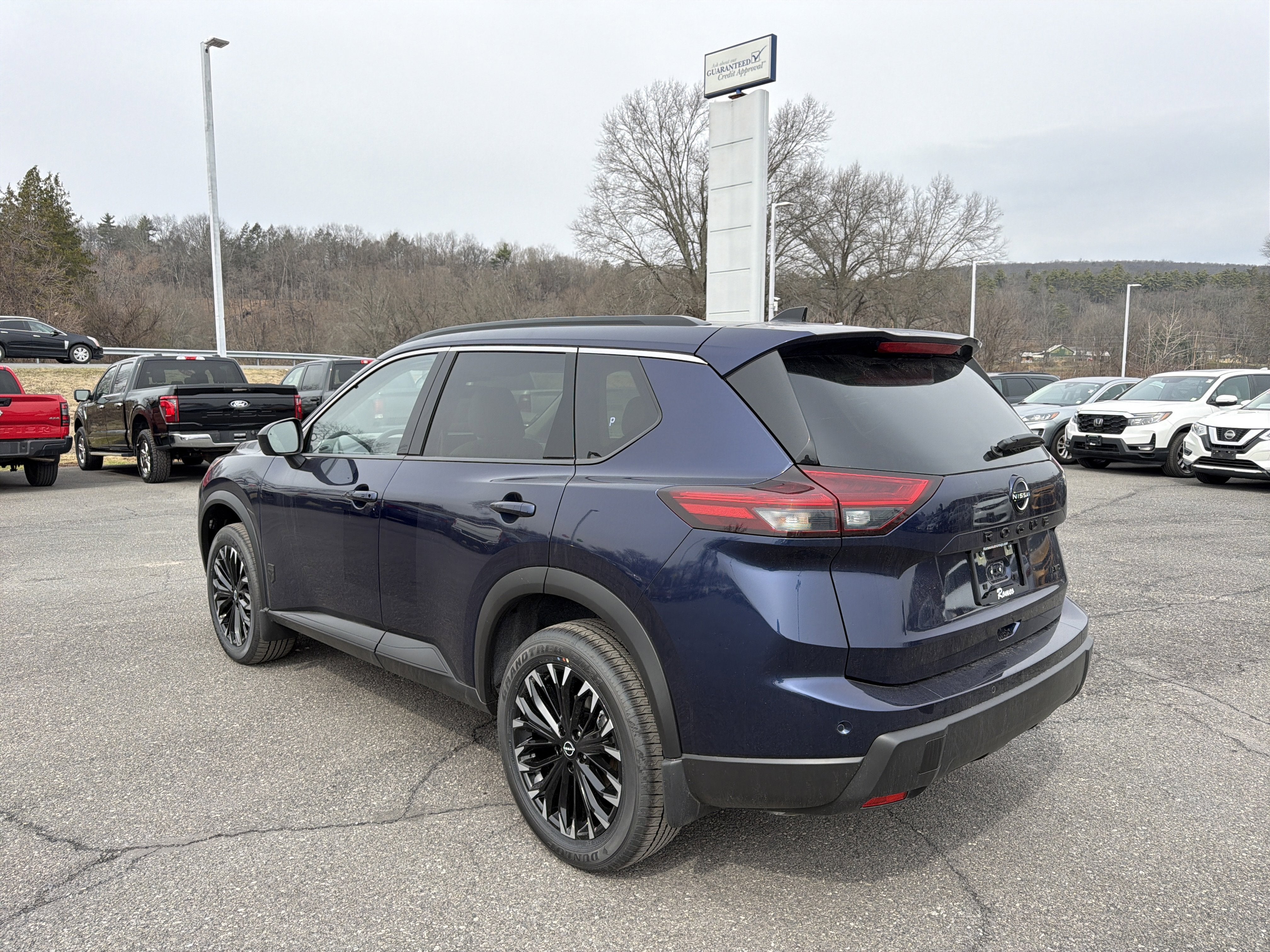 2026 Nissan Rogue Dark Armor