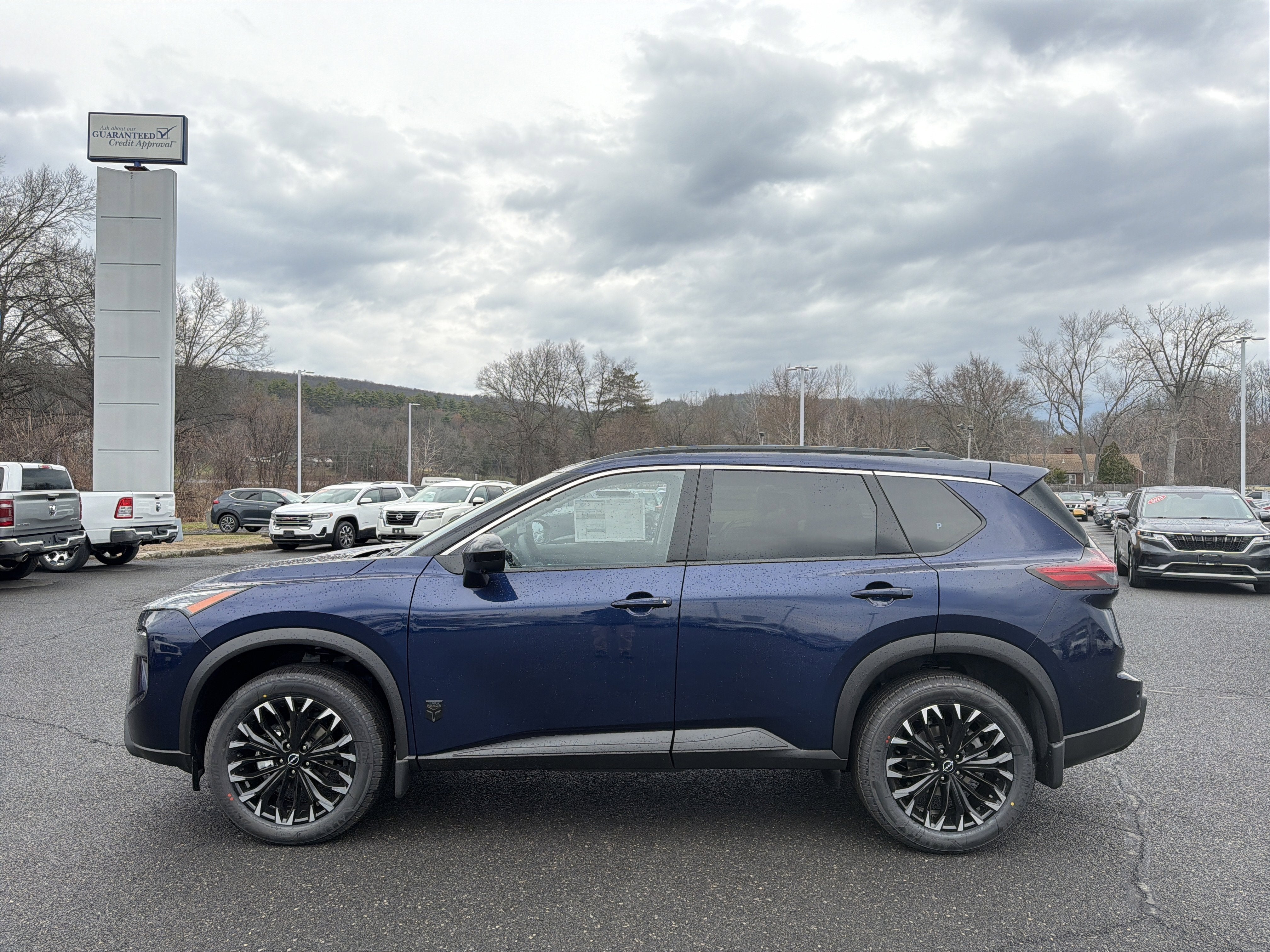 2026 Nissan Rogue Dark Armor