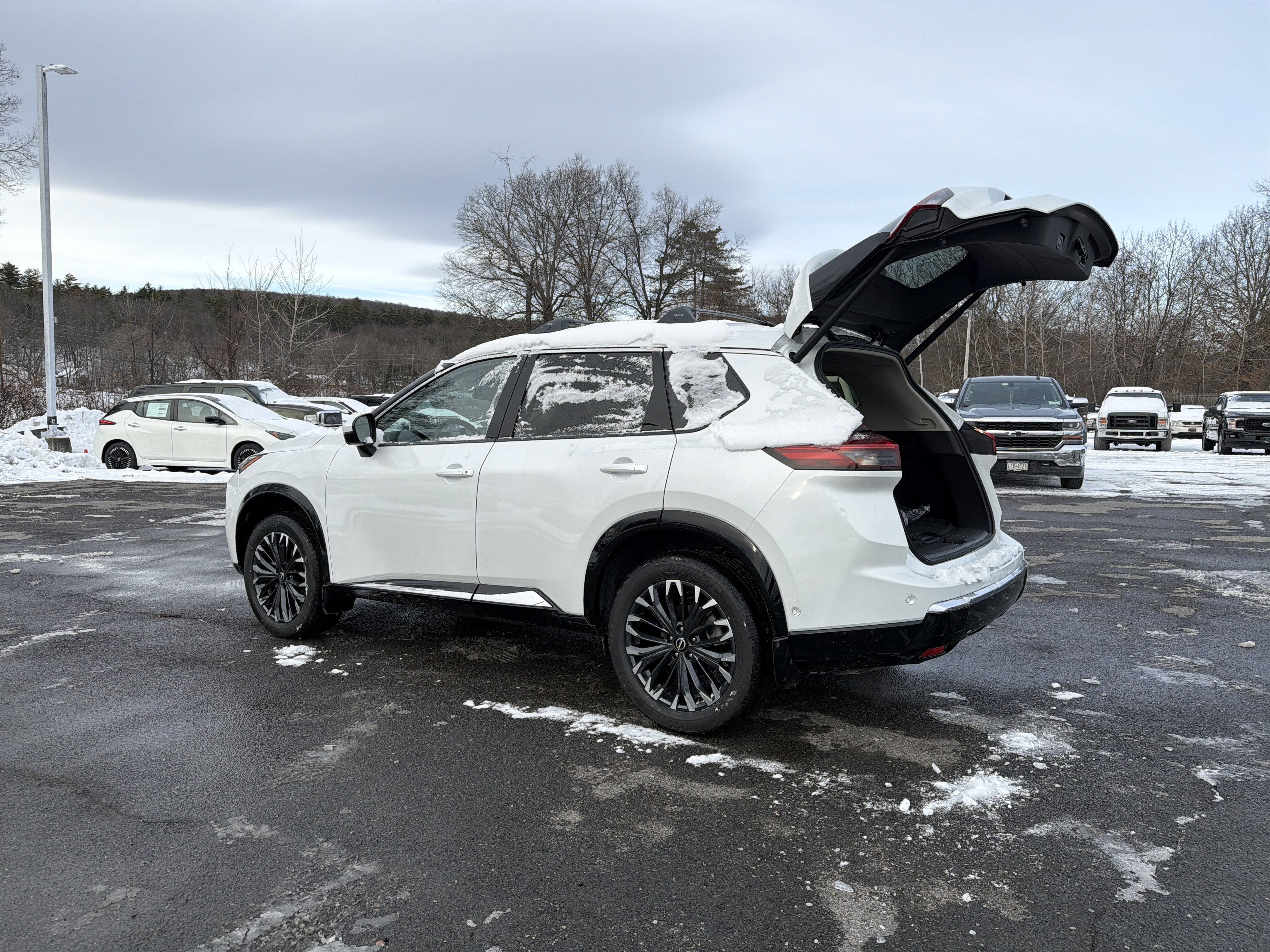 2026 Nissan Rogue Platinum