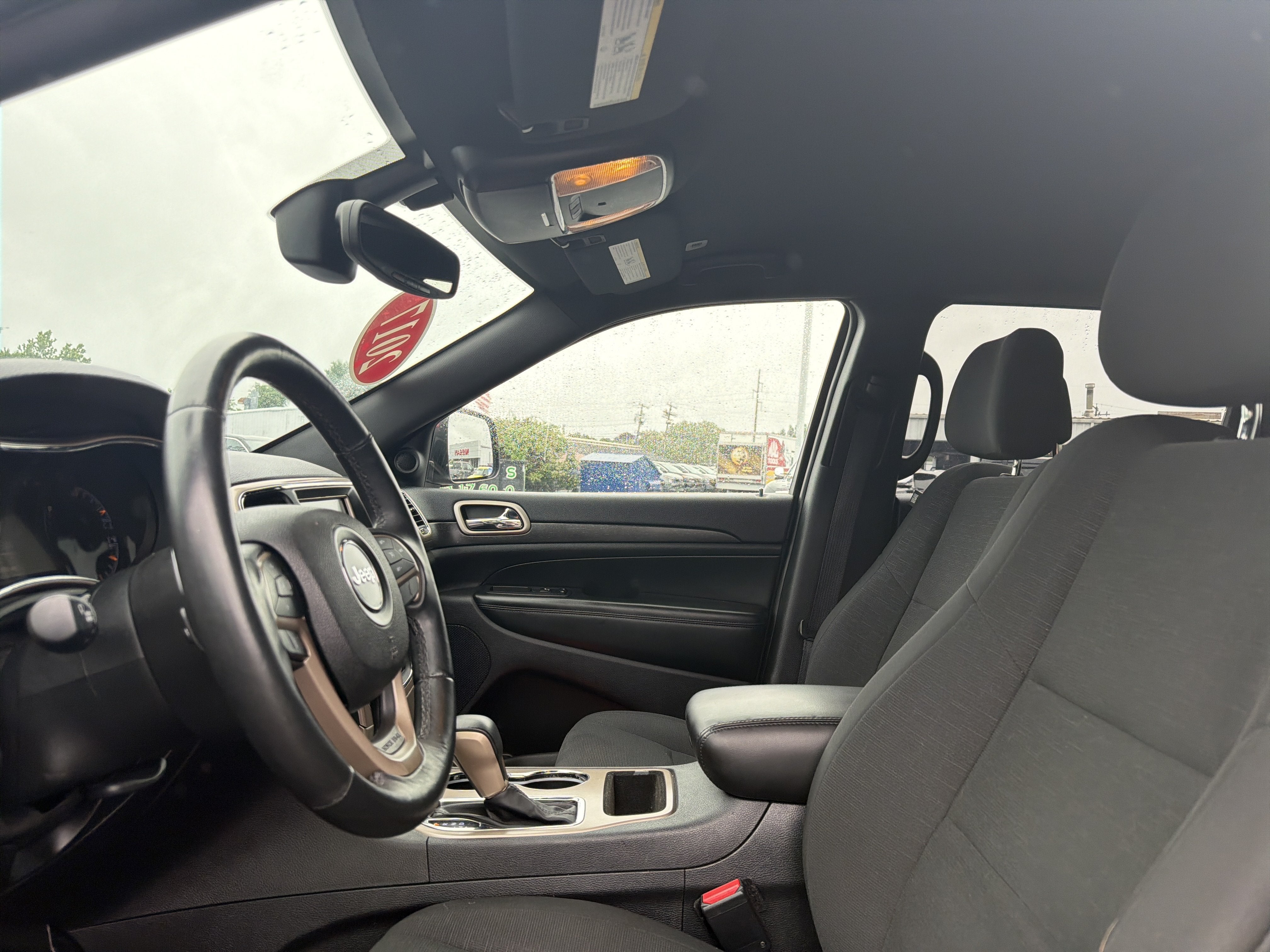 2017 Jeep Grand Cherokee Laredo