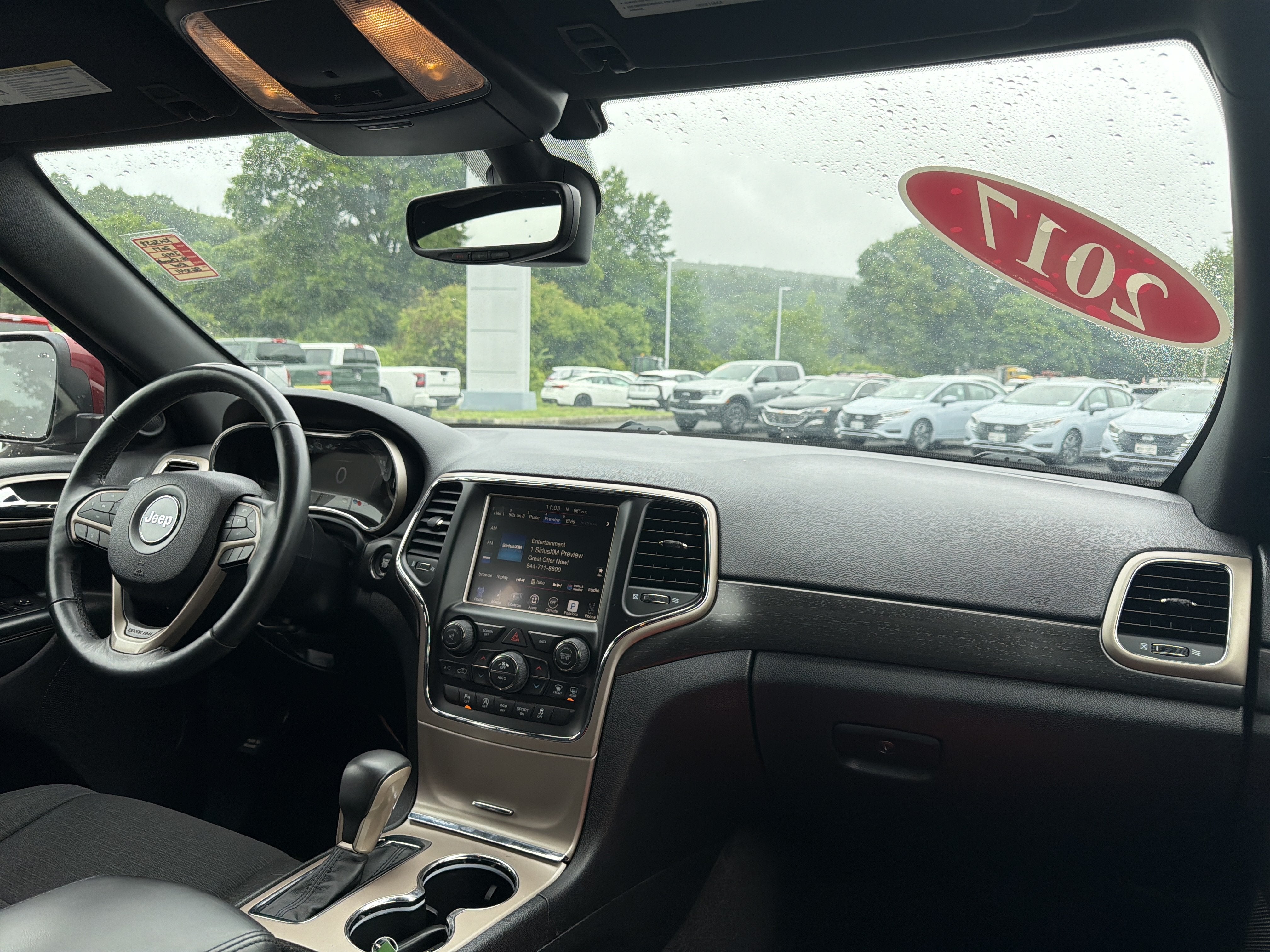 2017 Jeep Grand Cherokee Laredo