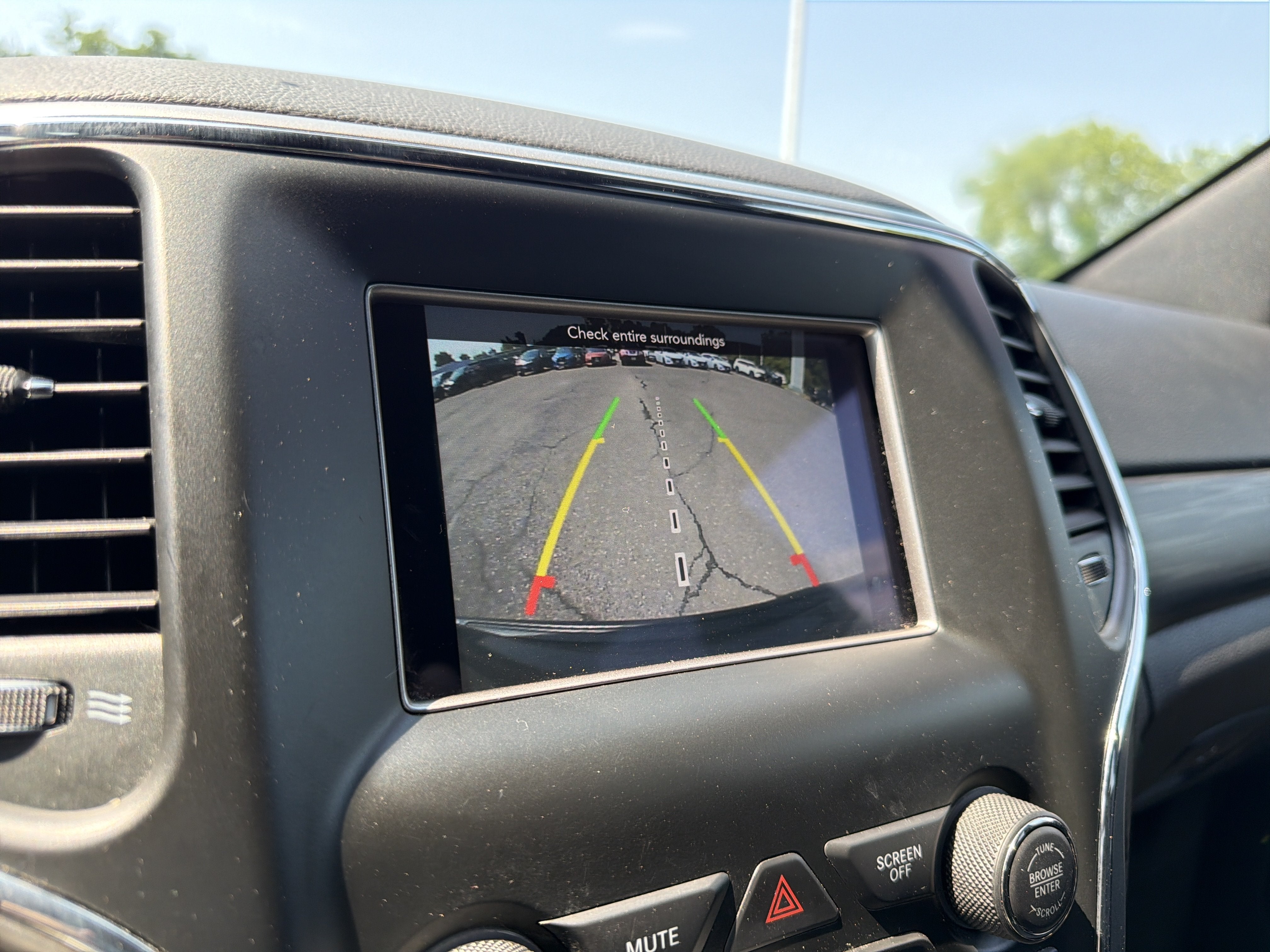 2020 Jeep Grand Cherokee Laredo E