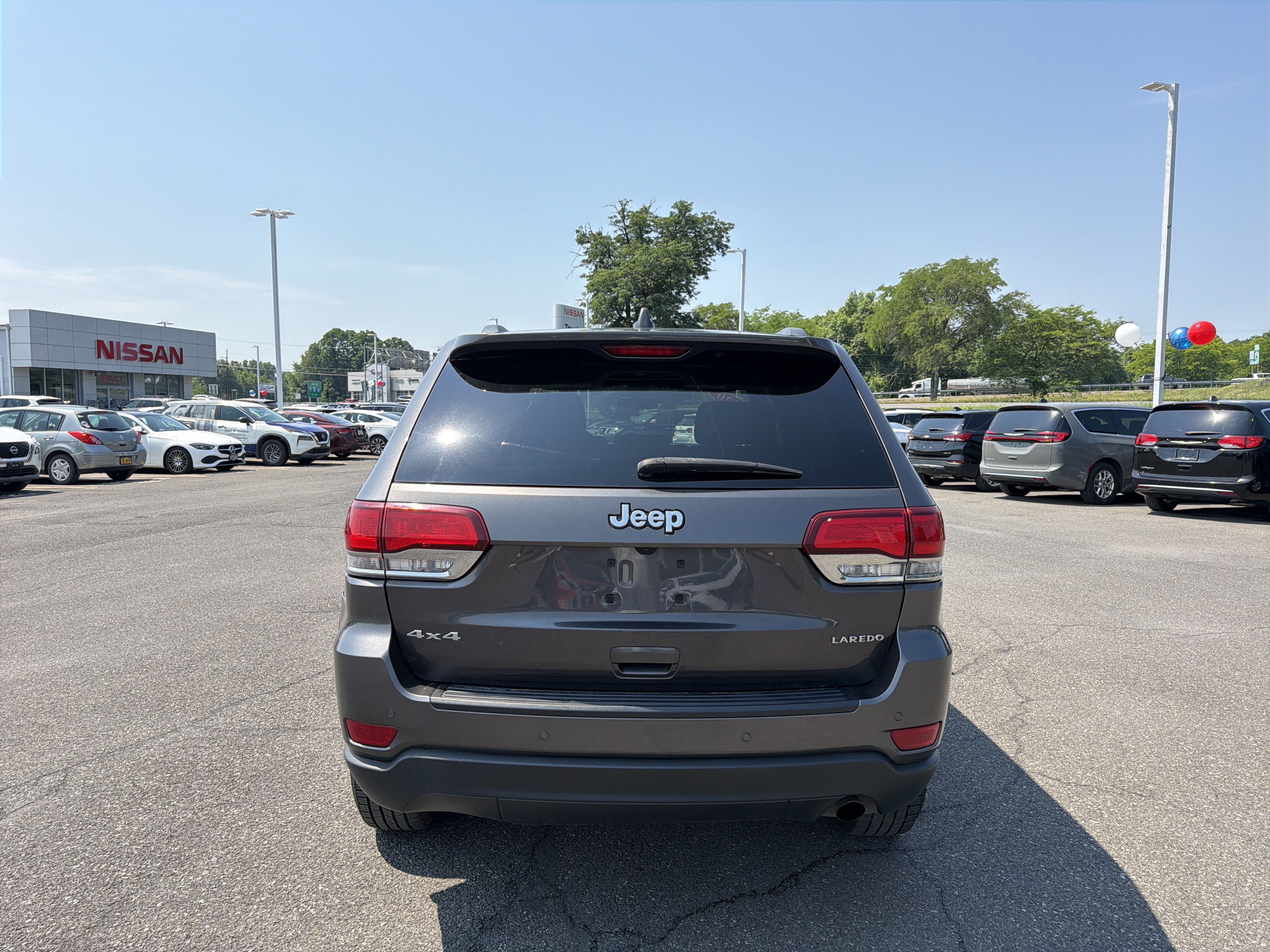 2020 Jeep Grand Cherokee Laredo E