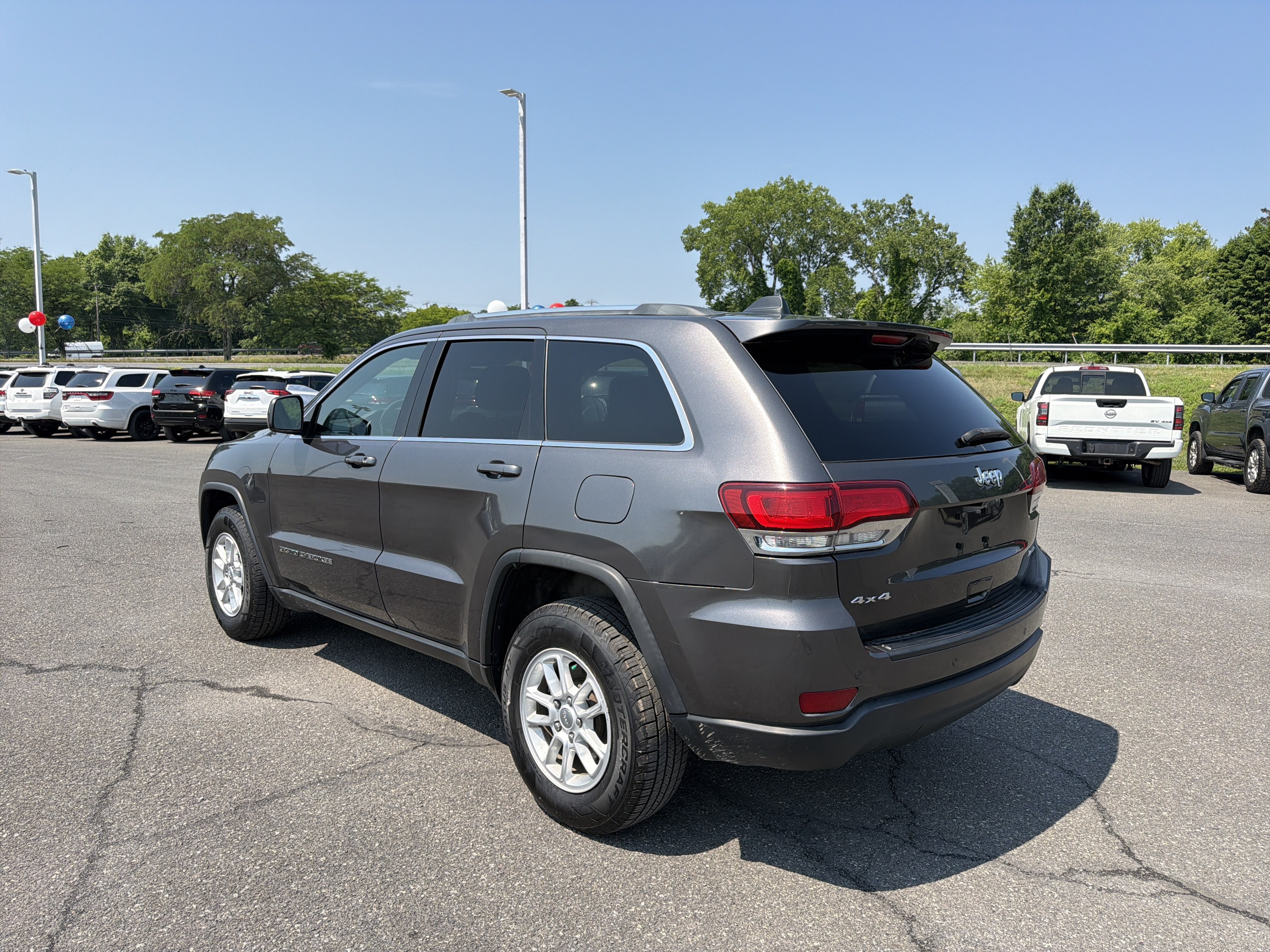 2020 Jeep Grand Cherokee Laredo E