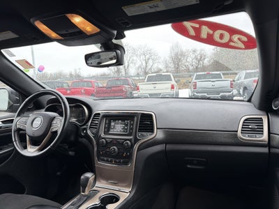 2017 Jeep Grand Cherokee Laredo