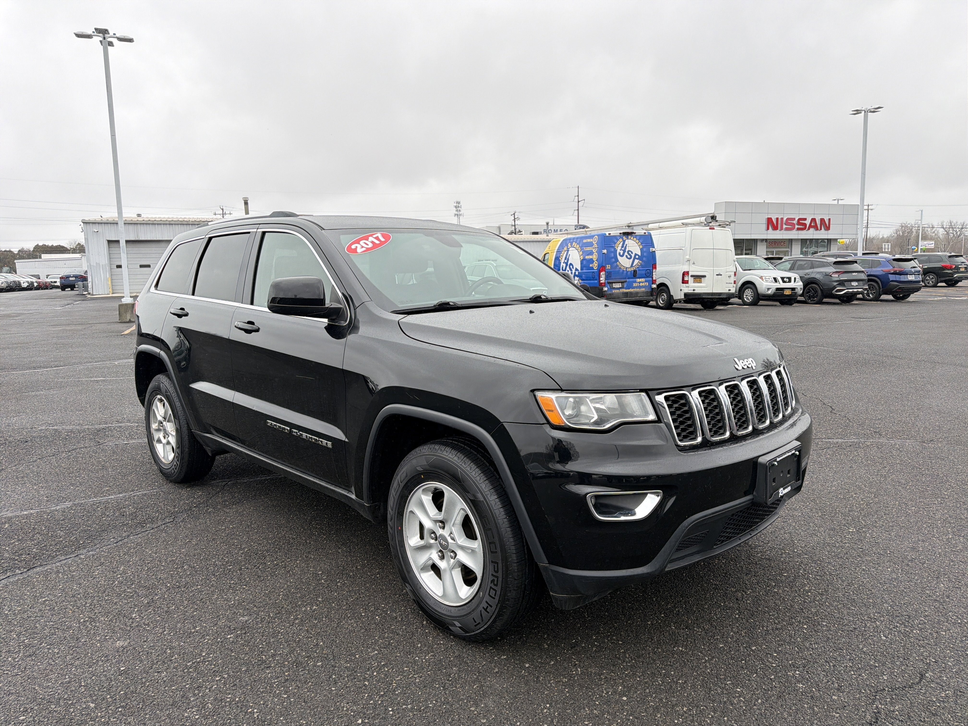 2017 Jeep Grand Cherokee Laredo