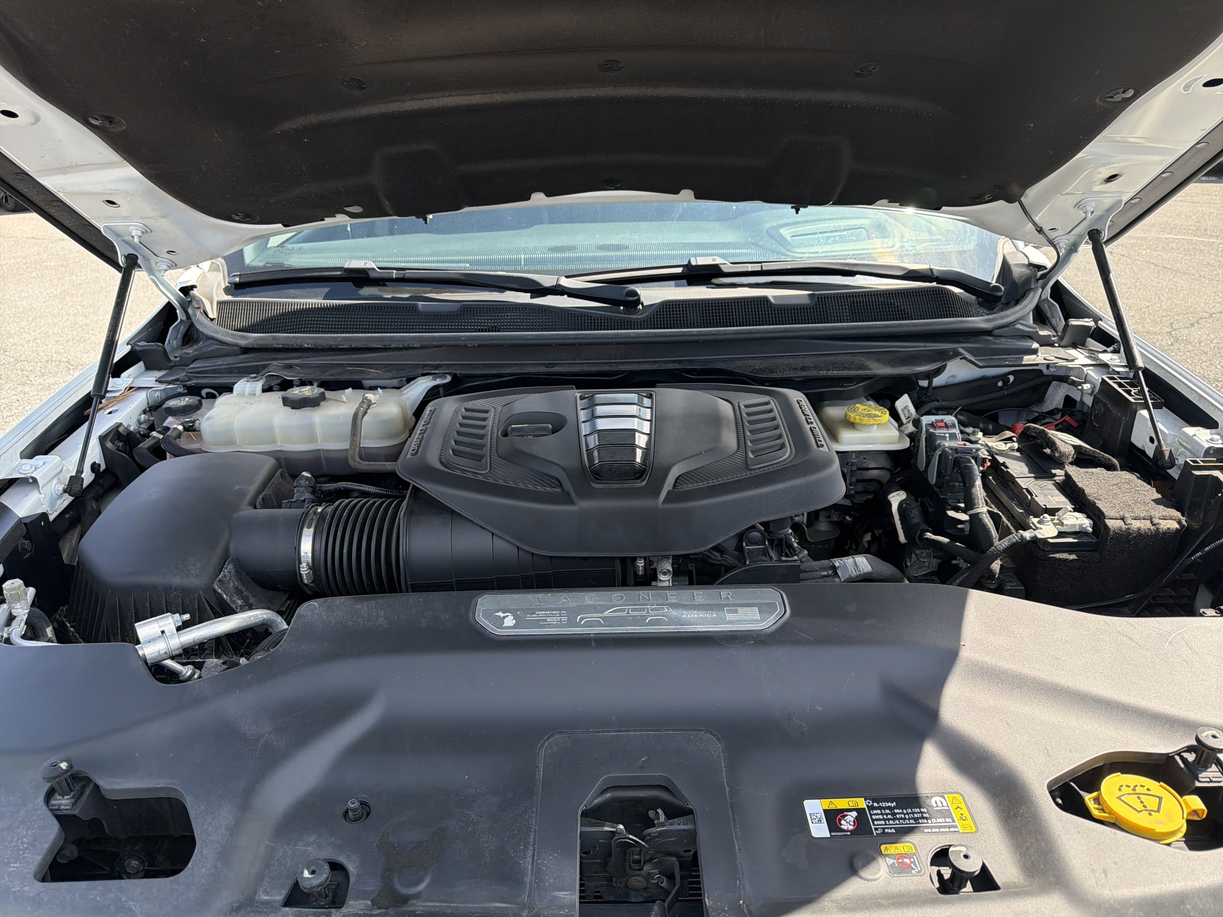 2023 Jeep Wagoneer Series III