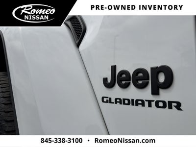 2022 Jeep Gladiator Overland