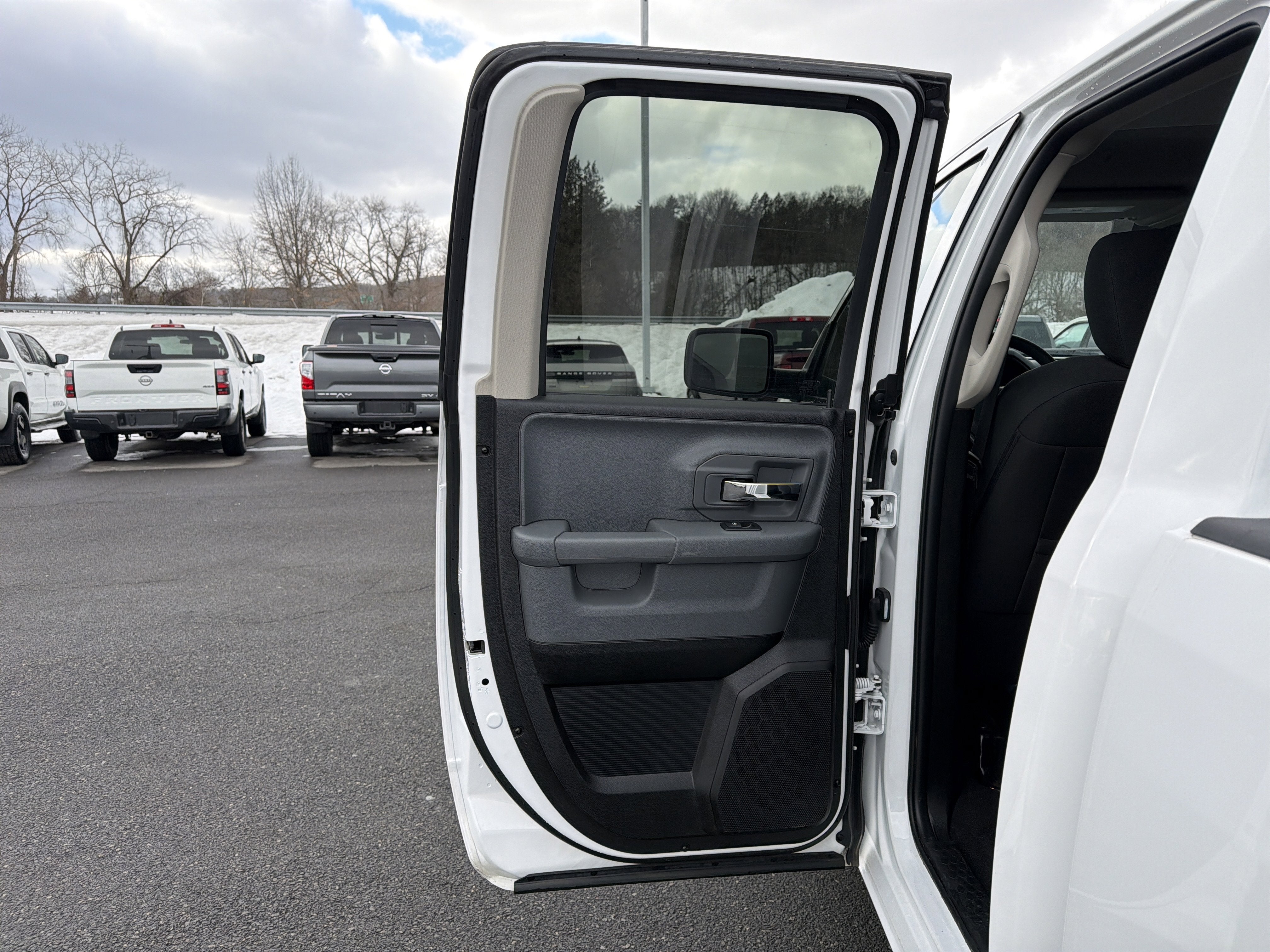 2024 RAM 1500 Classic SLT