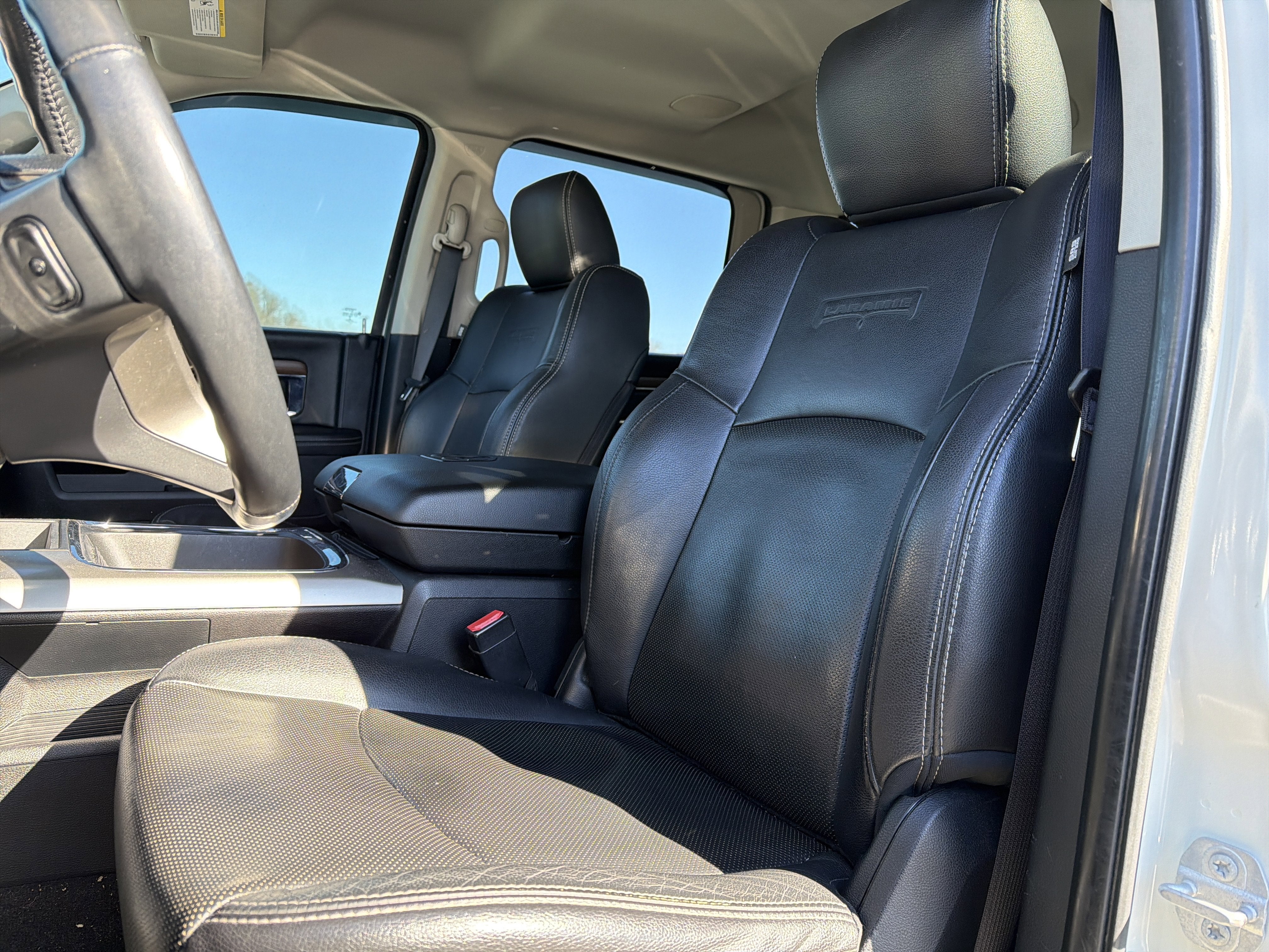 2016 RAM 1500 Laramie