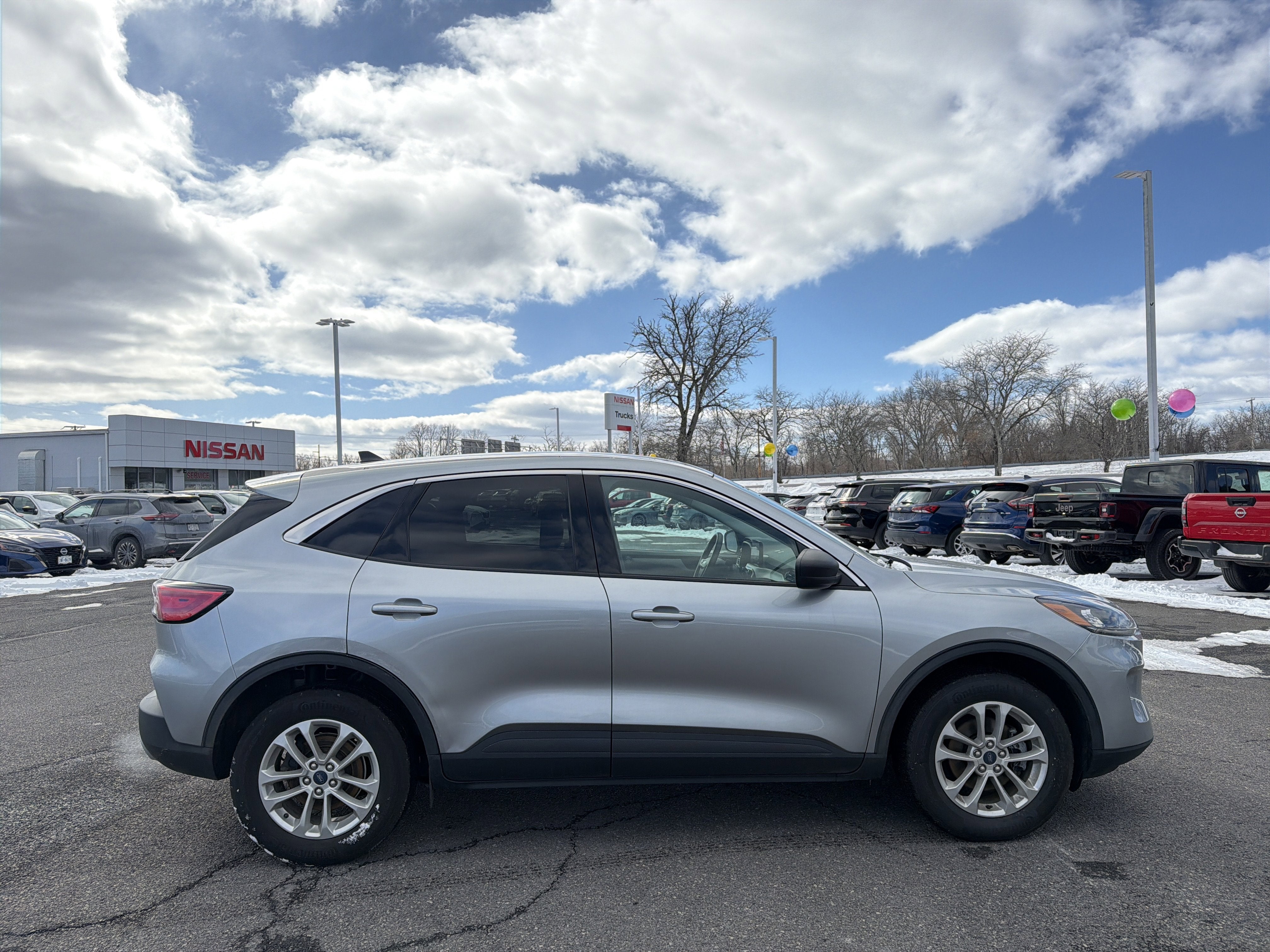 2022 Ford Escape Hybrid SE