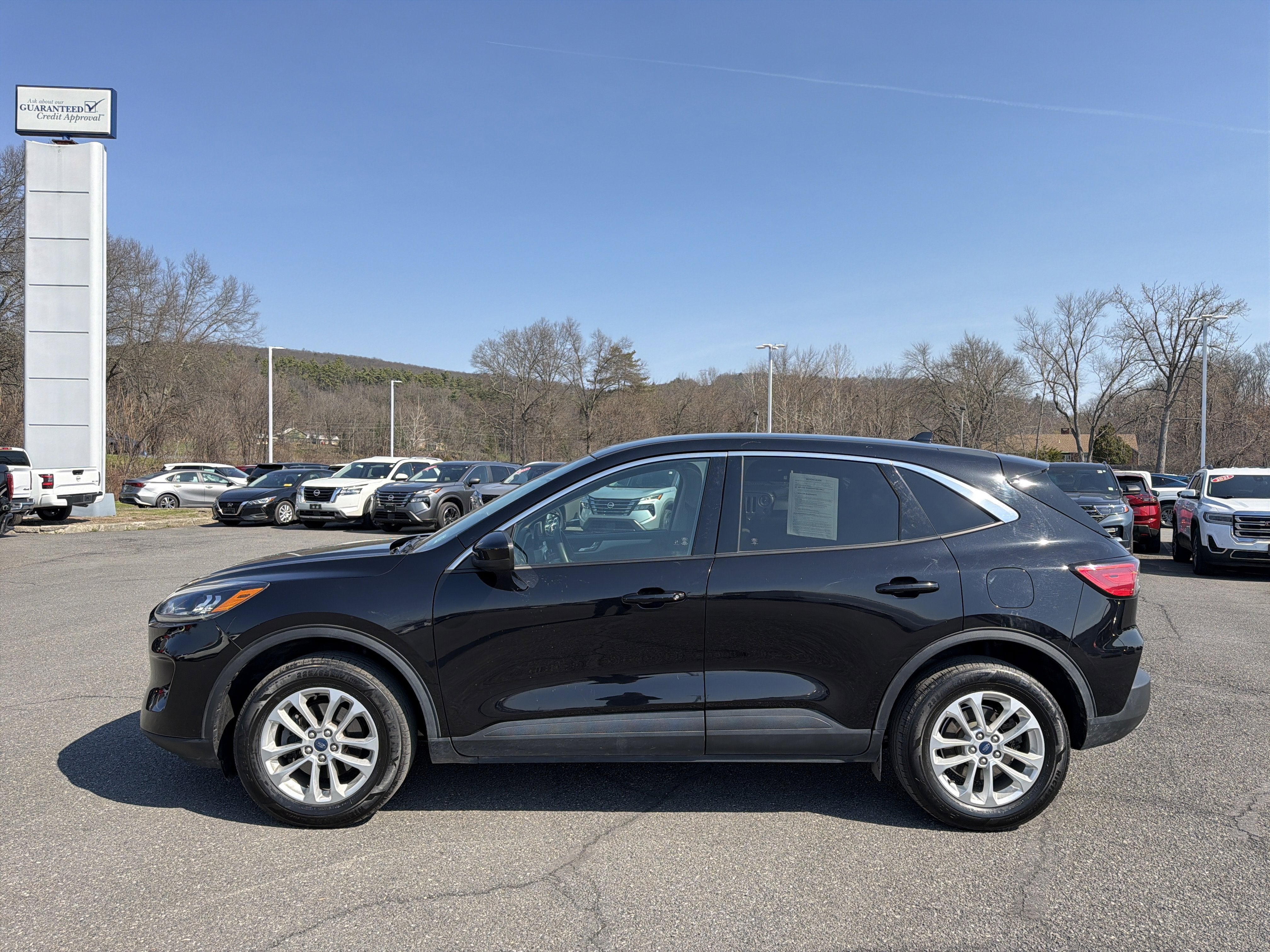 2020 Ford Escape SE