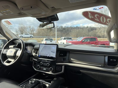 2024 Ford Expedition Max XLT