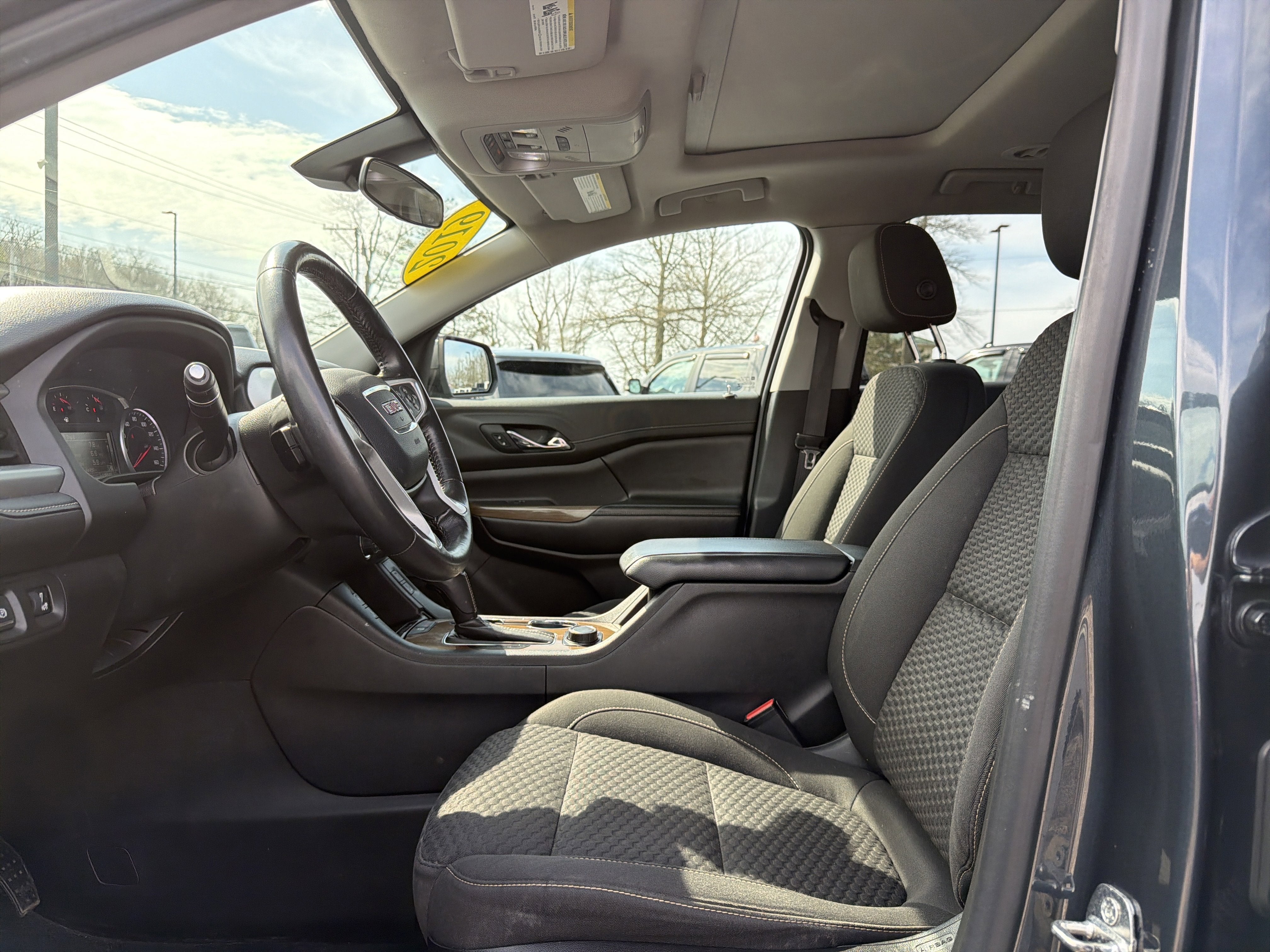 2019 GMC Acadia SLE-2