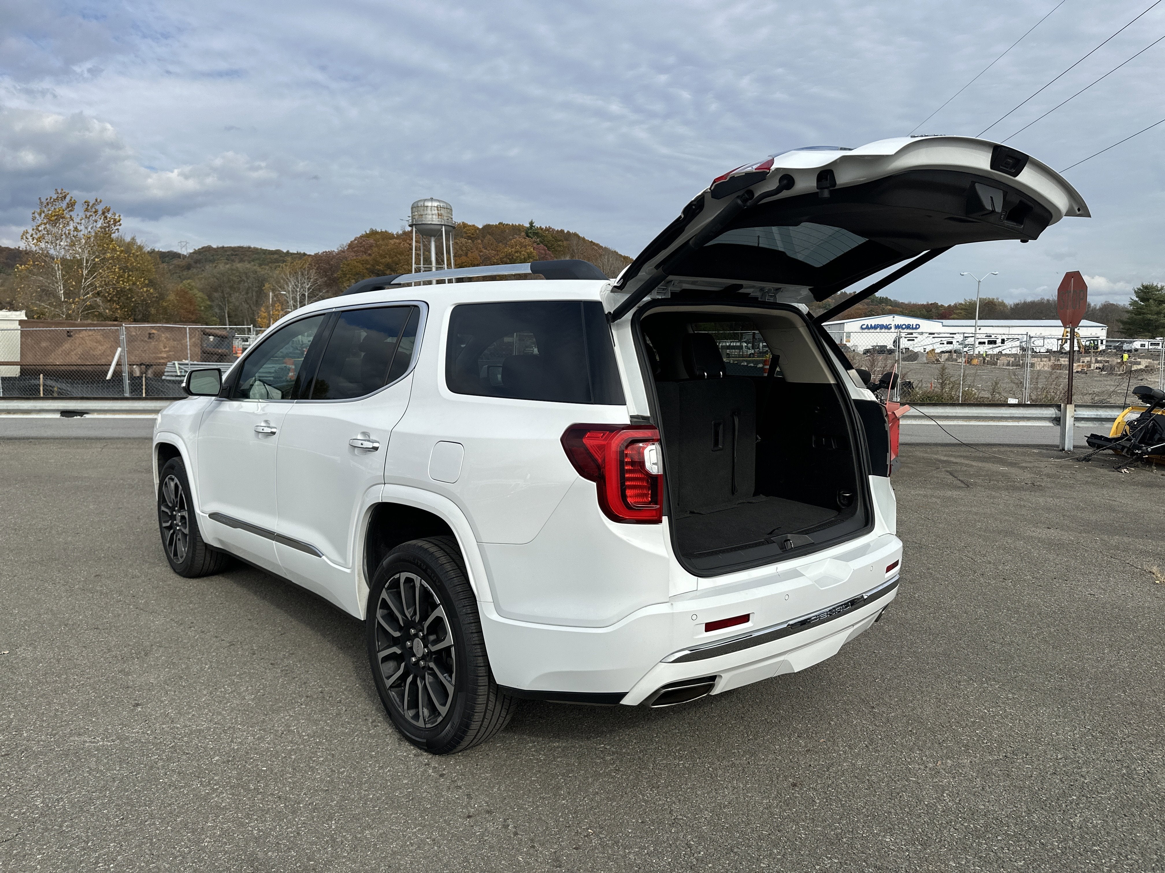 2020 GMC Acadia Denali