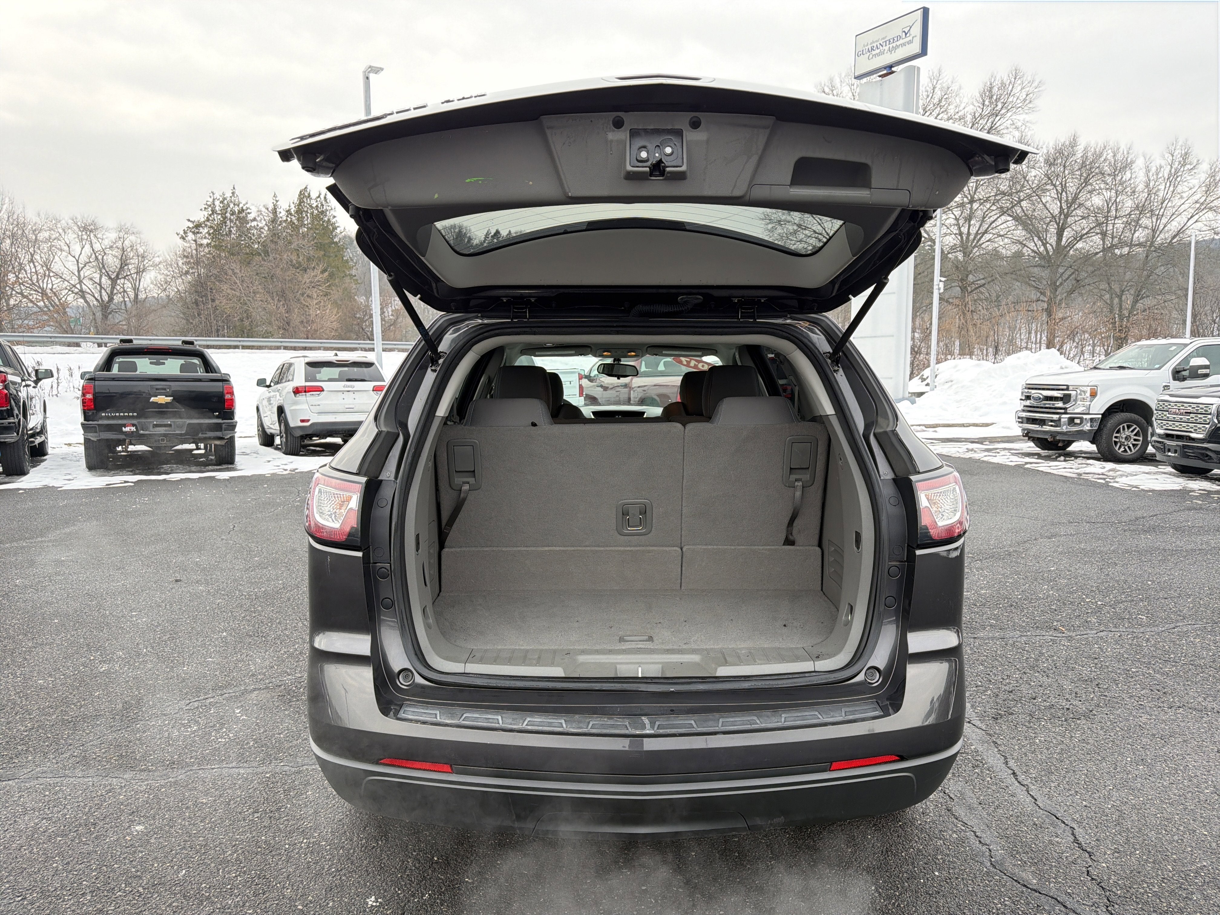2017 Chevrolet Traverse LS