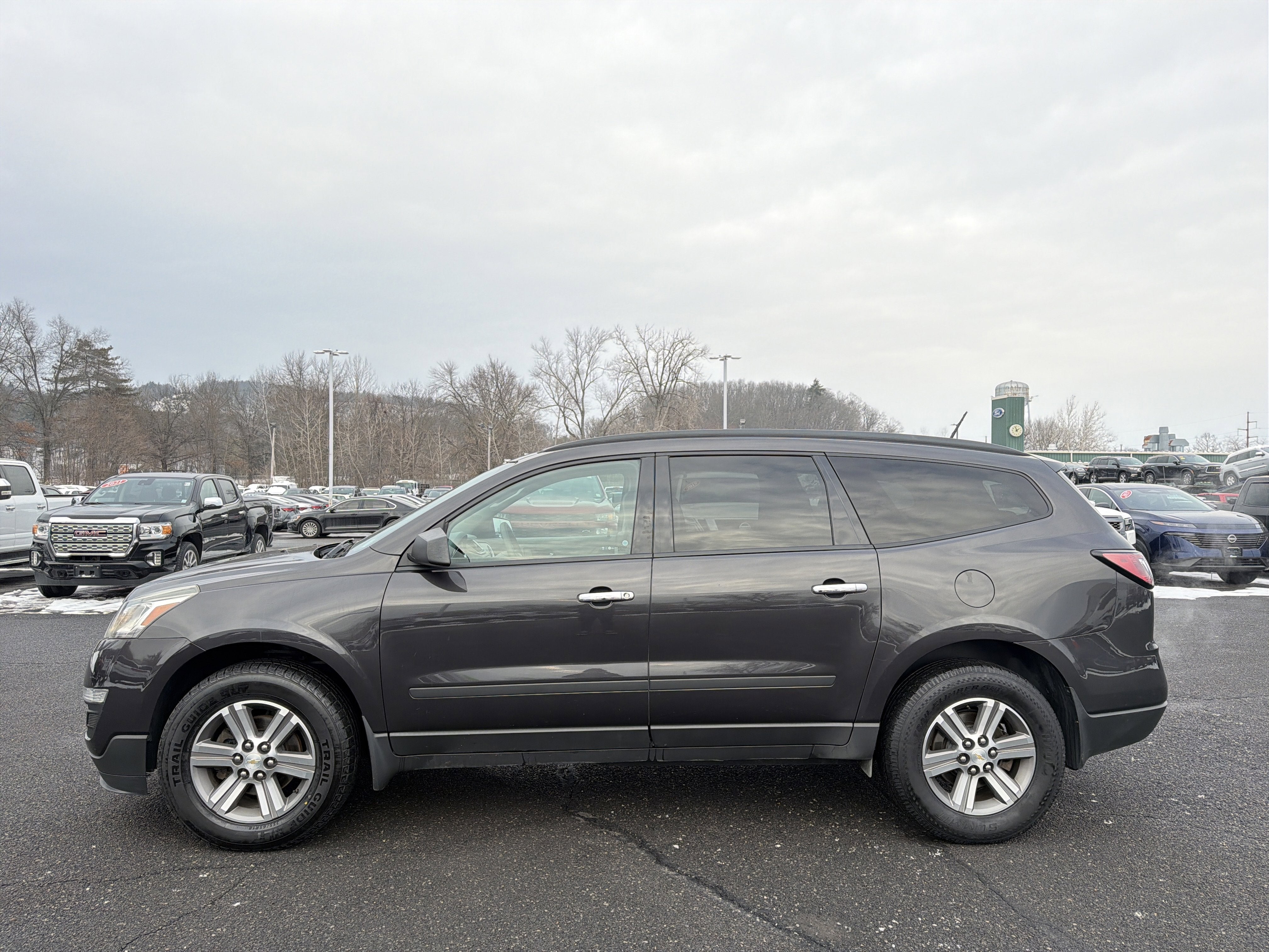 2017 Chevrolet Traverse LS