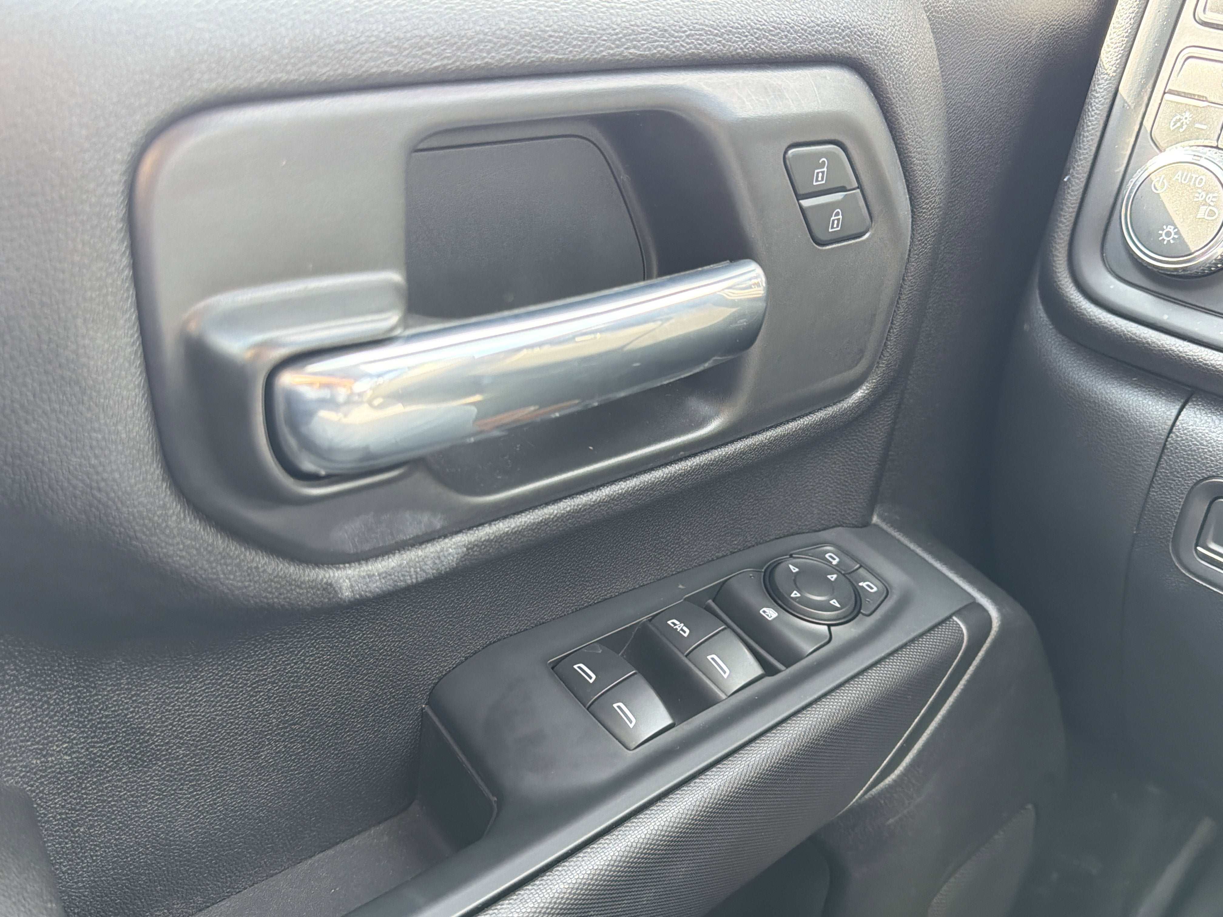 2024 GMC Sierra 2500HD Pro