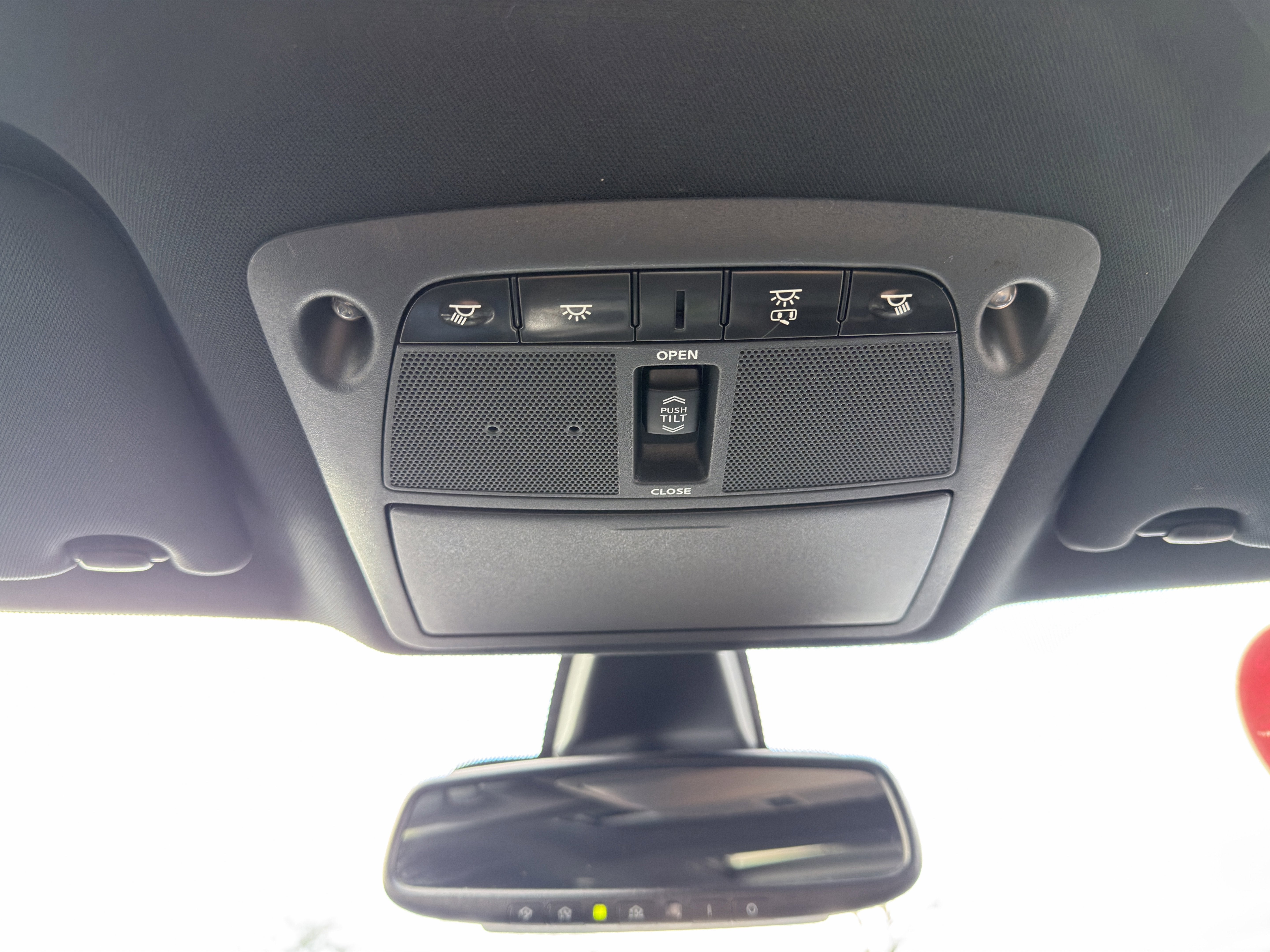 2019 Nissan Maxima SR