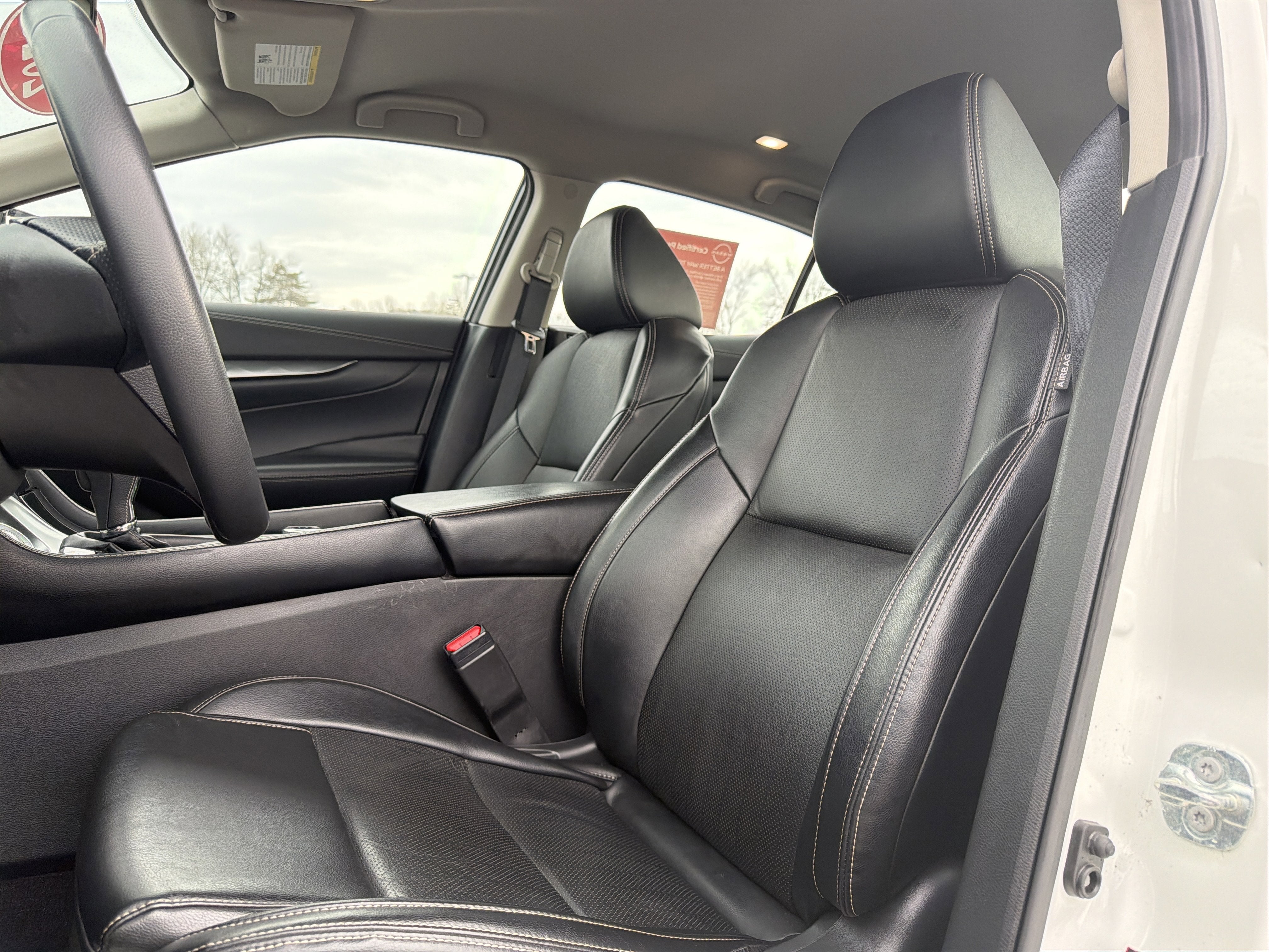 2023 Nissan Maxima SV