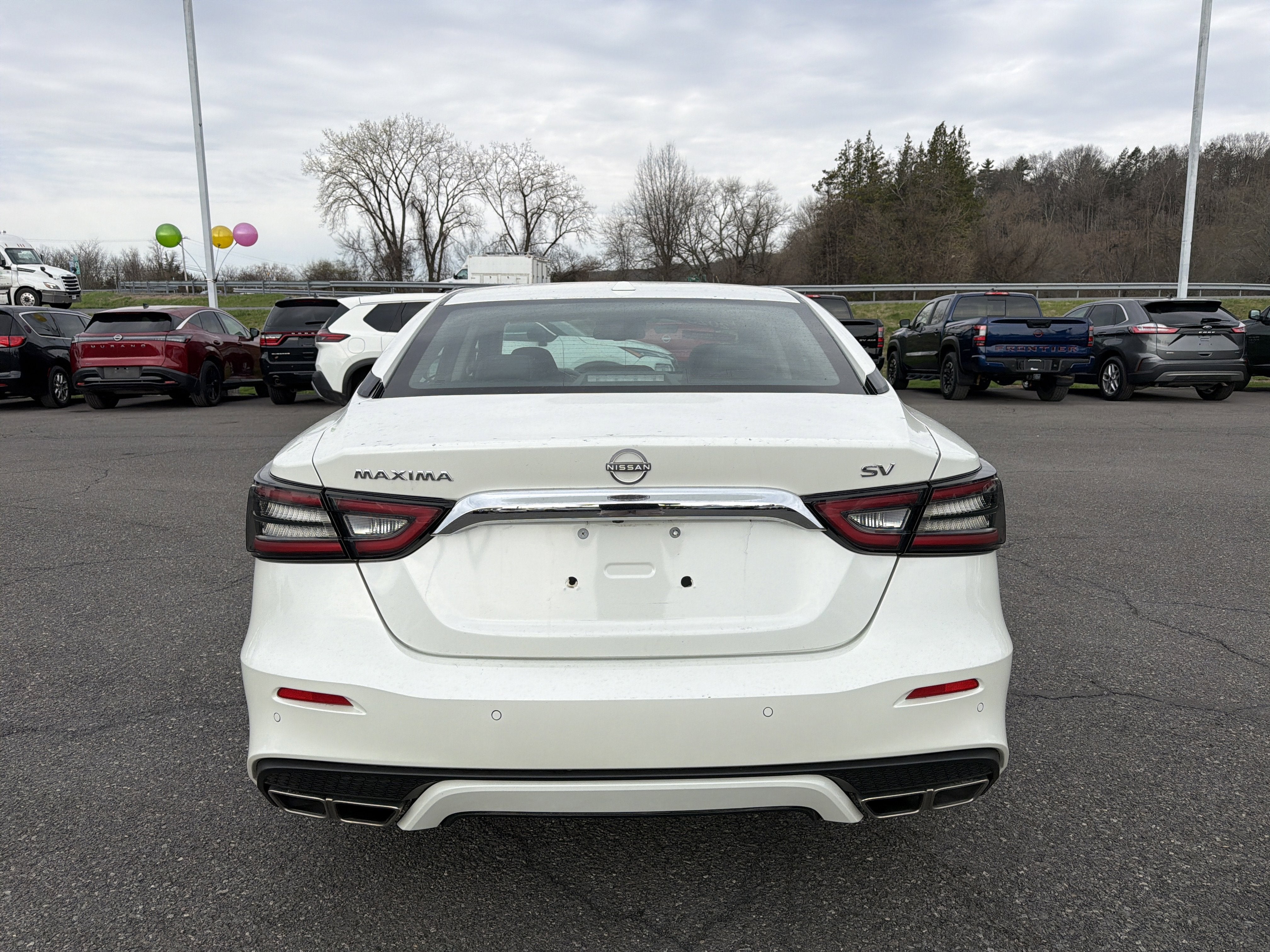 2023 Nissan Maxima SV
