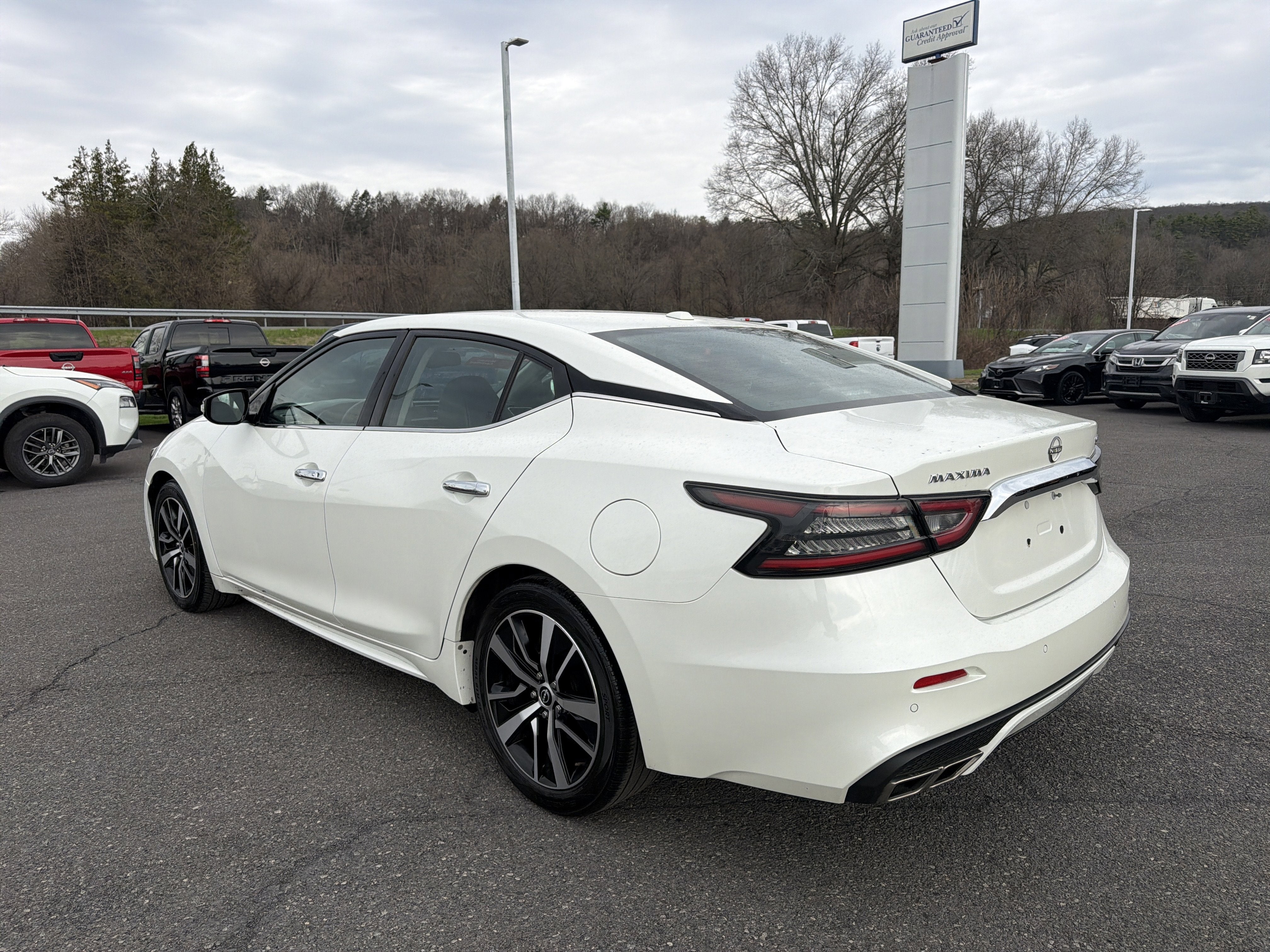 2023 Nissan Maxima SV