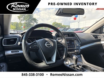 2023 Nissan Maxima SV