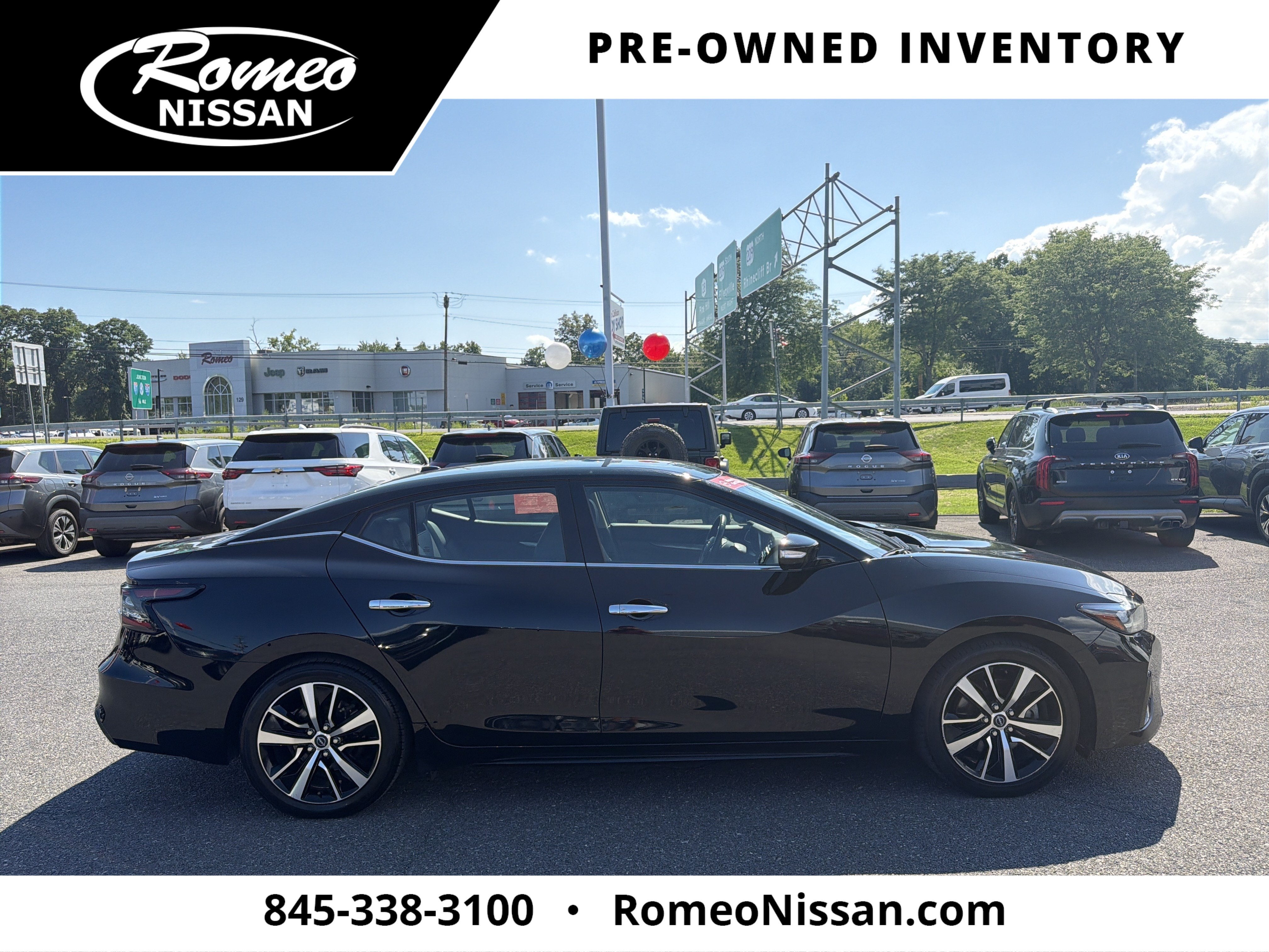 2023 Nissan Maxima SV