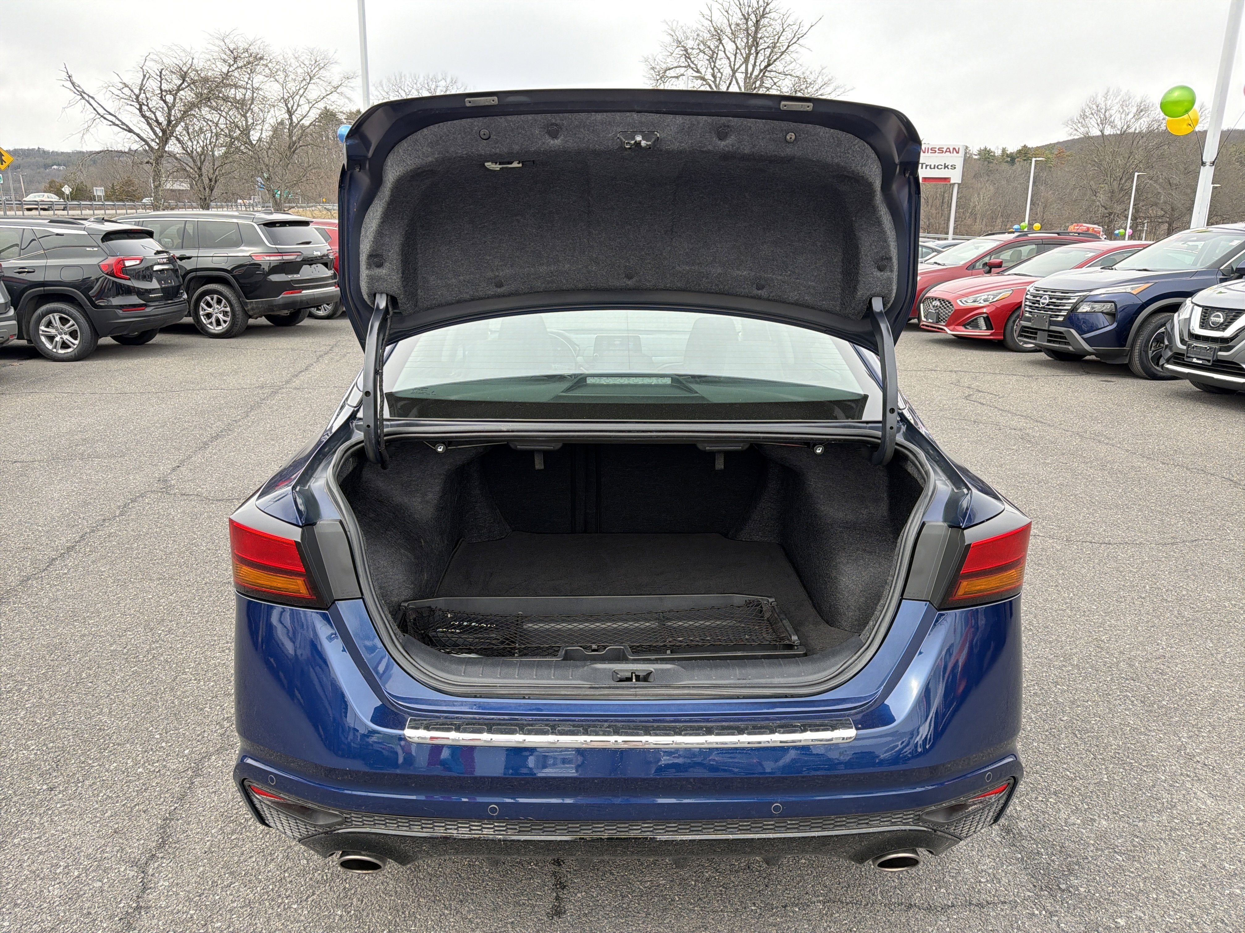 2023 Nissan Altima 2.5 SR