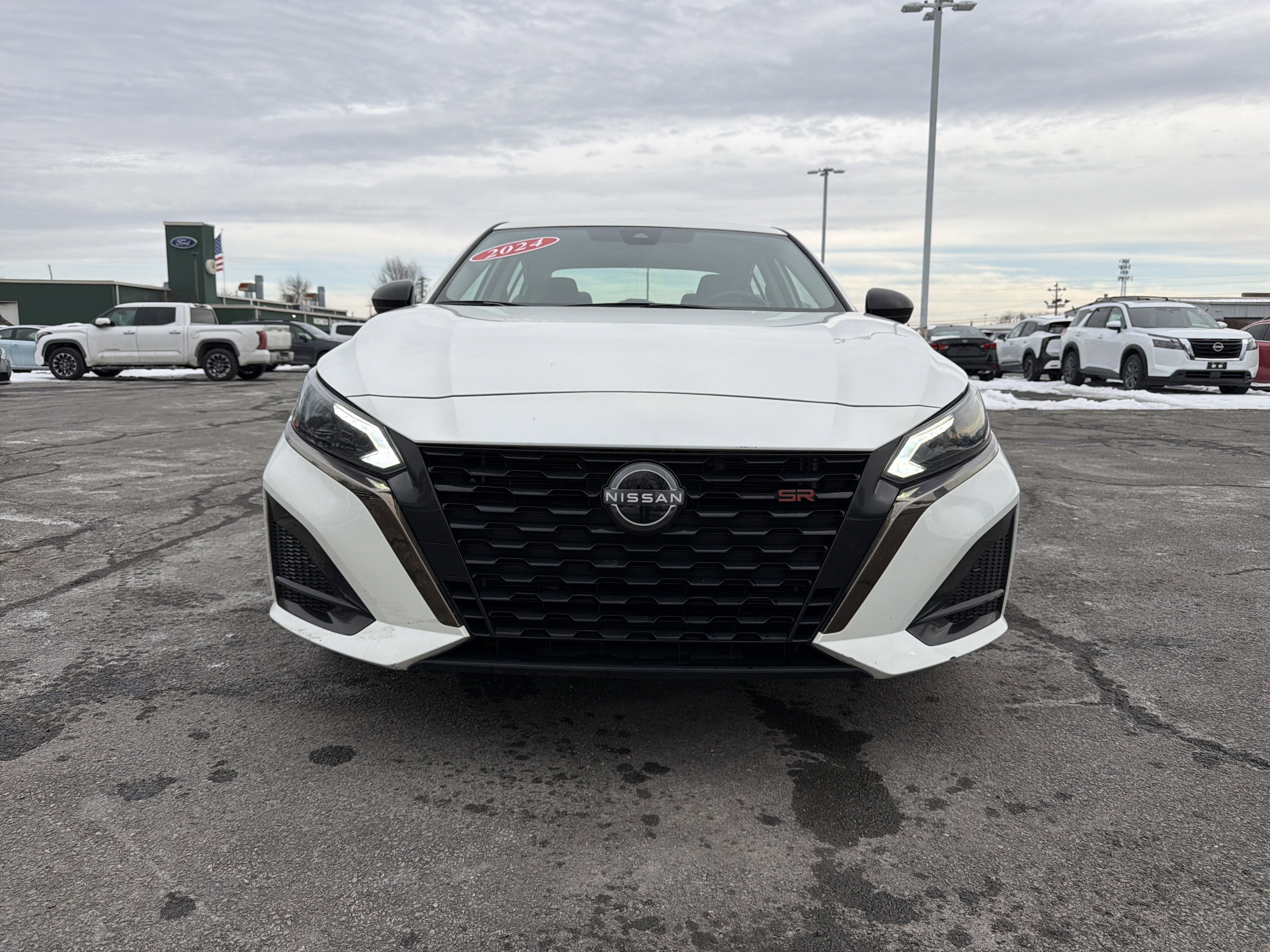 2024 Nissan Altima 2.5 SR